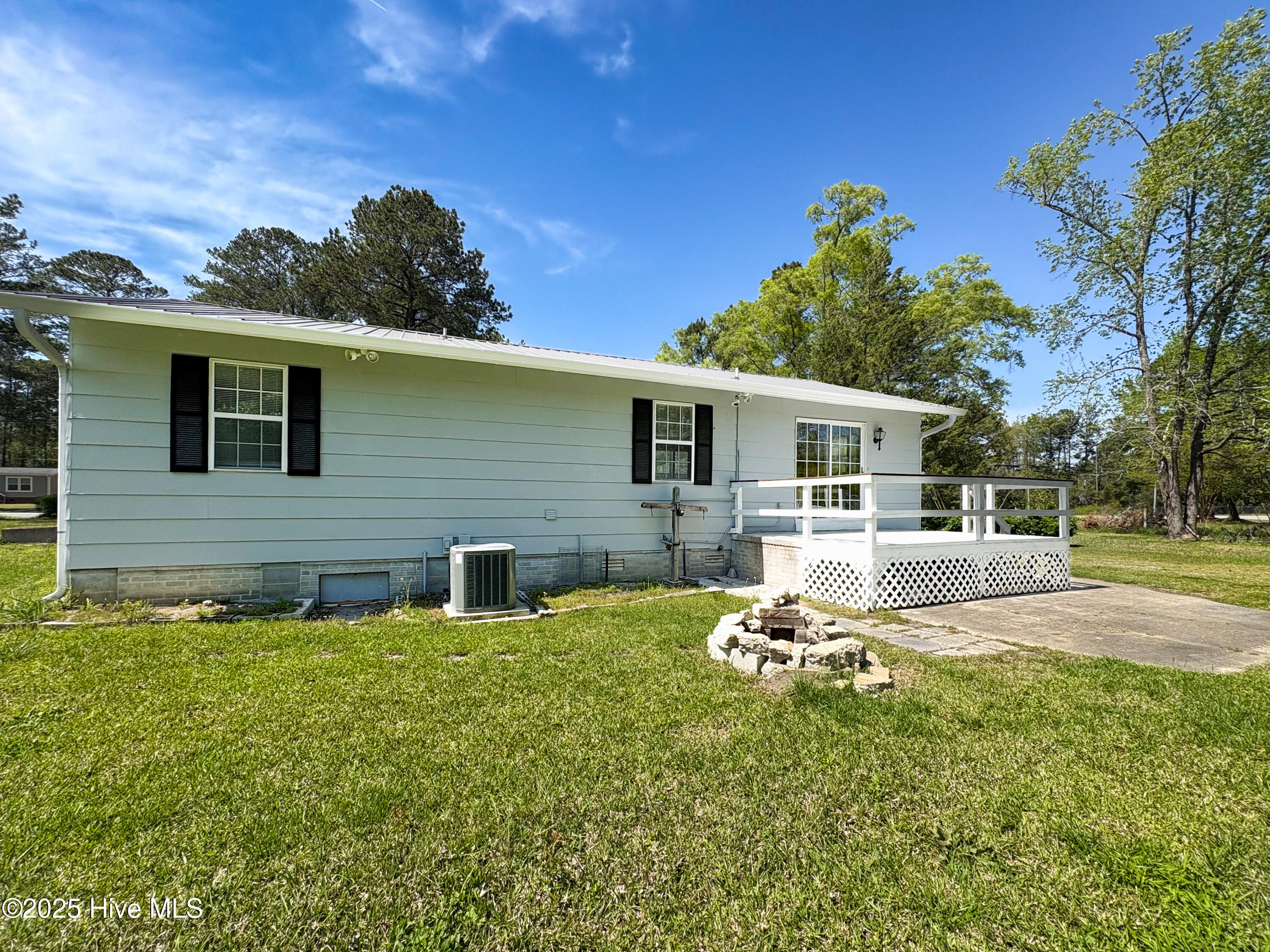 6835 Highway 17 Property Photo 24