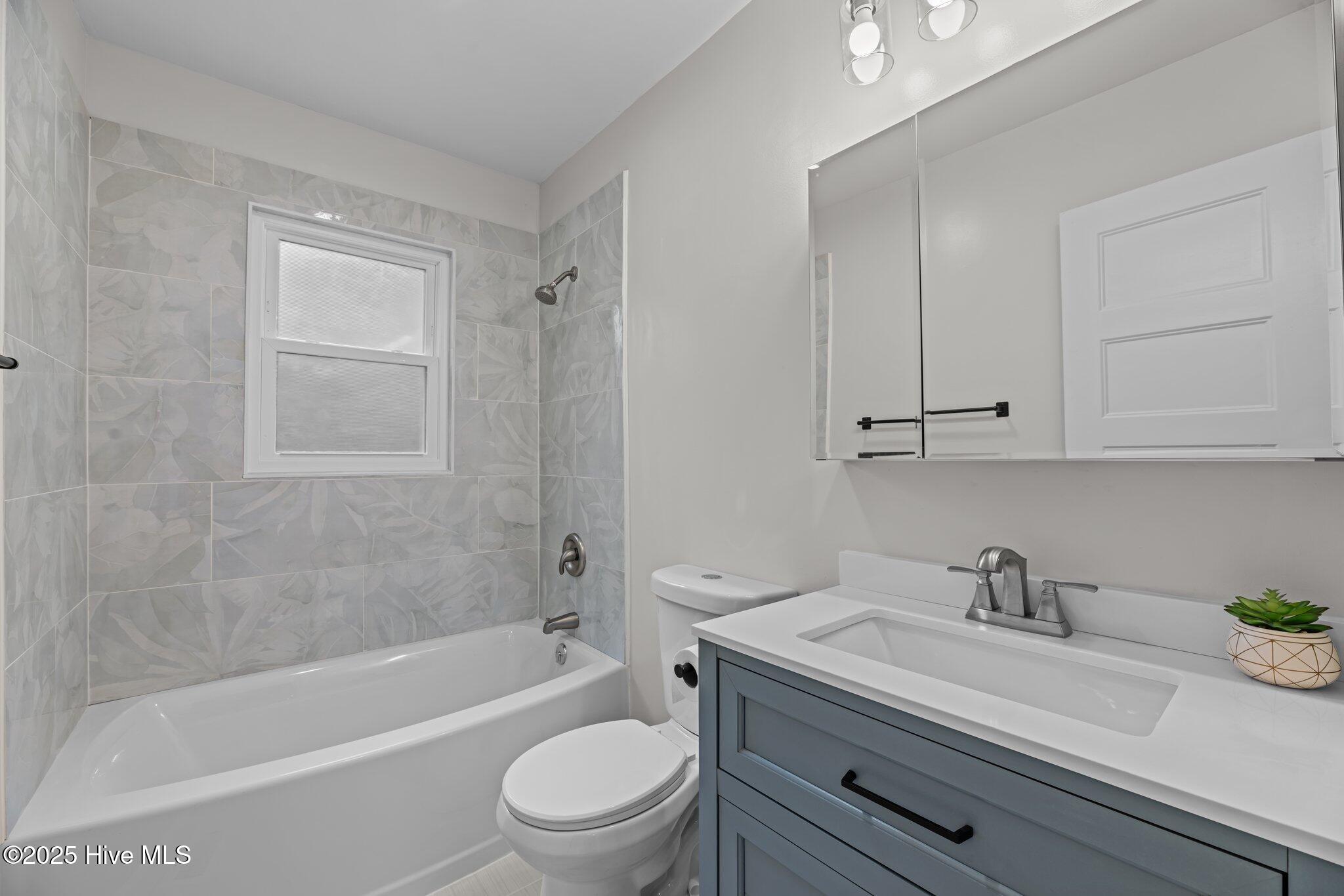109 Pineview Street Property Photo 13