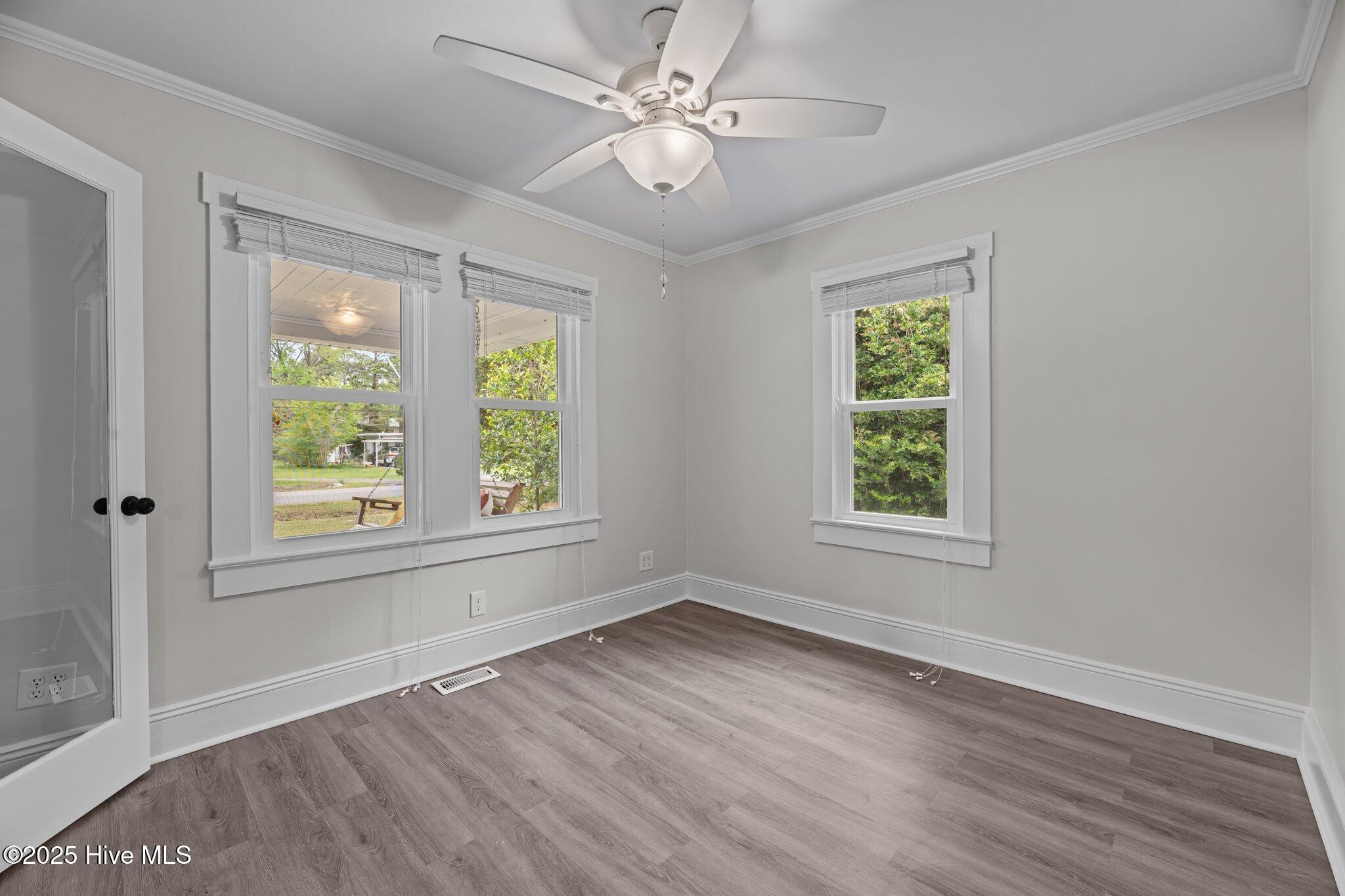 109 Pineview Street Property Photo 14