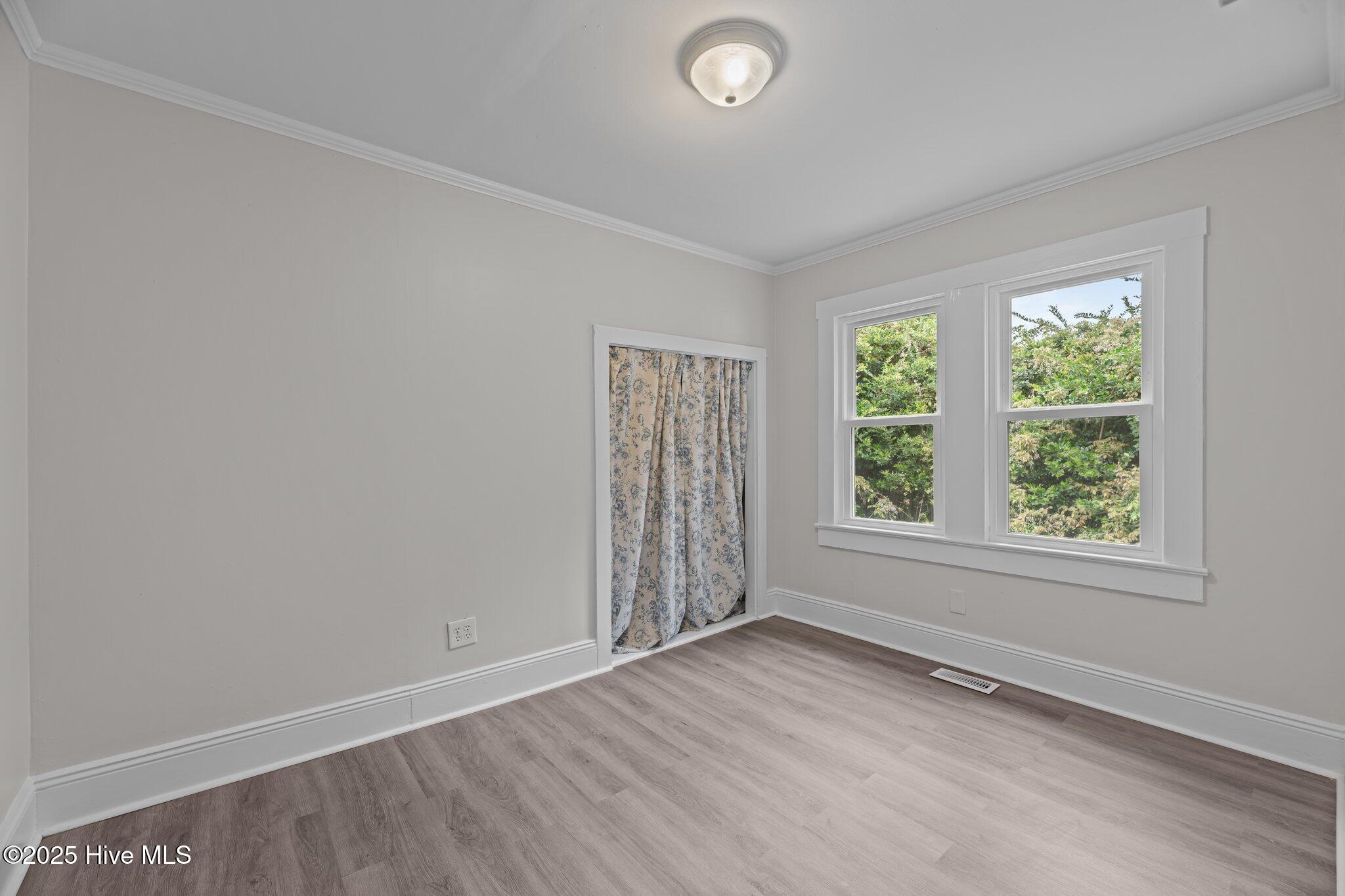 109 Pineview Street Property Photo 16
