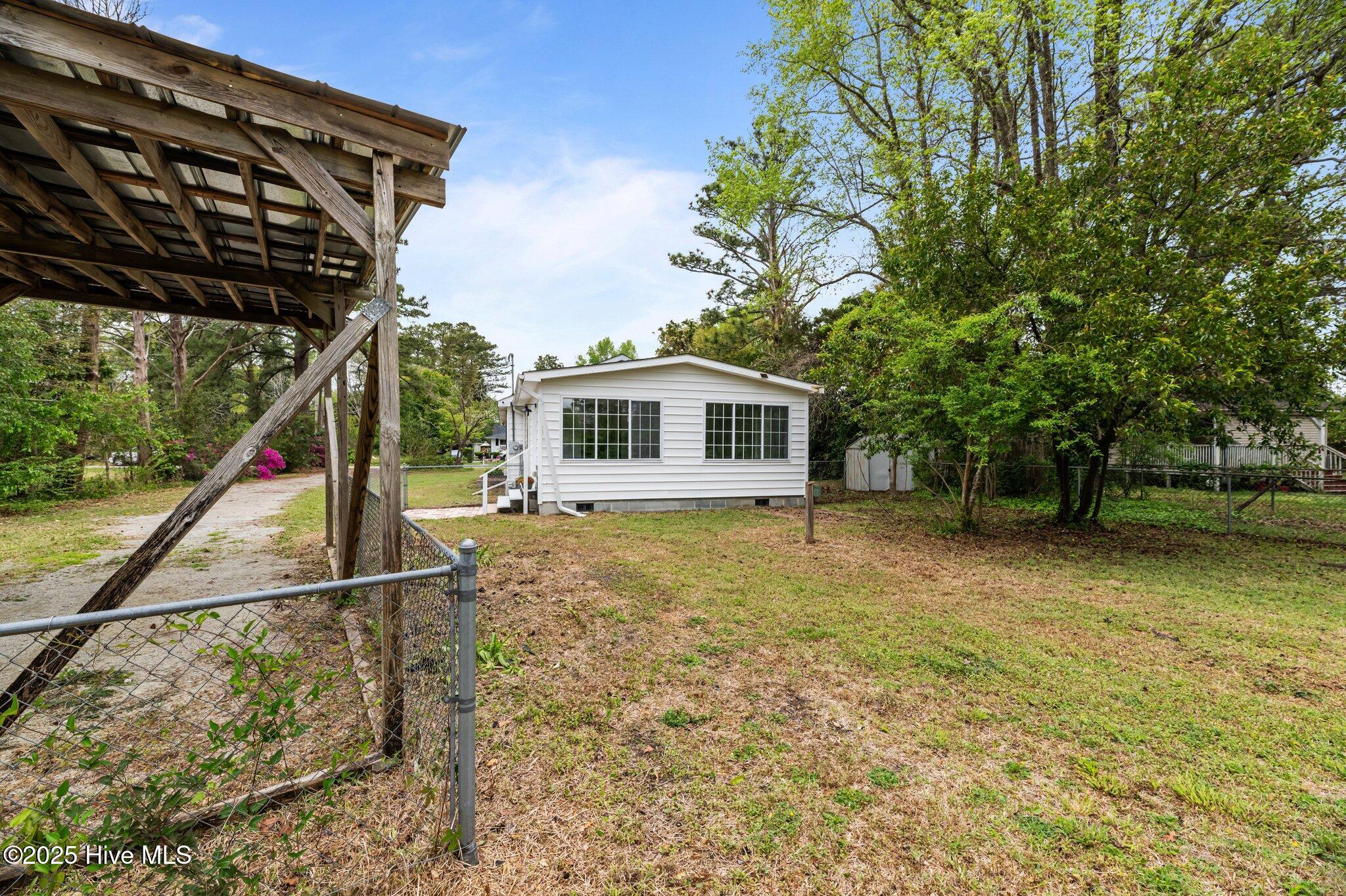 109 Pineview Street Property Photo 29