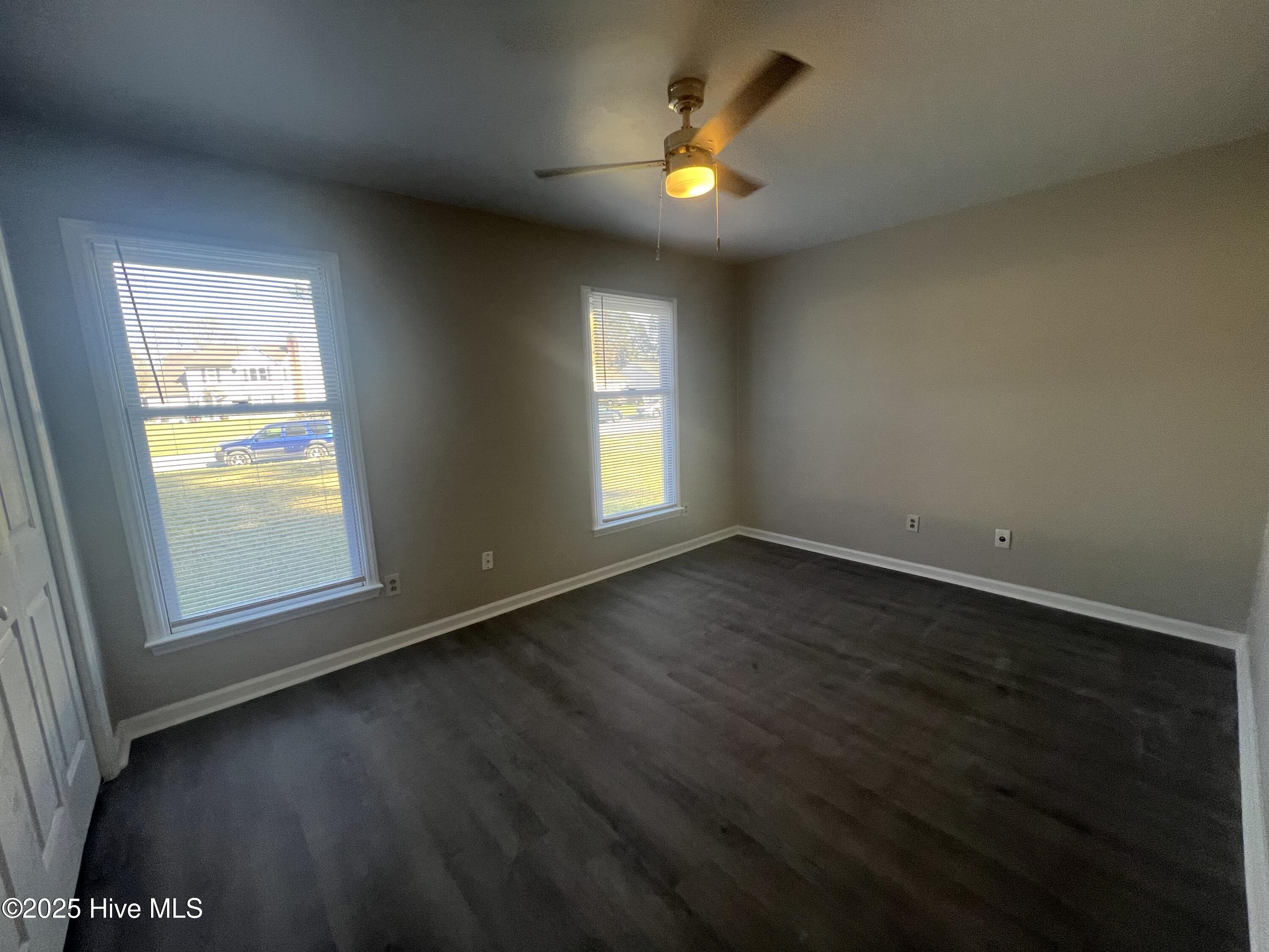 207 Sands Court Property Photo 6