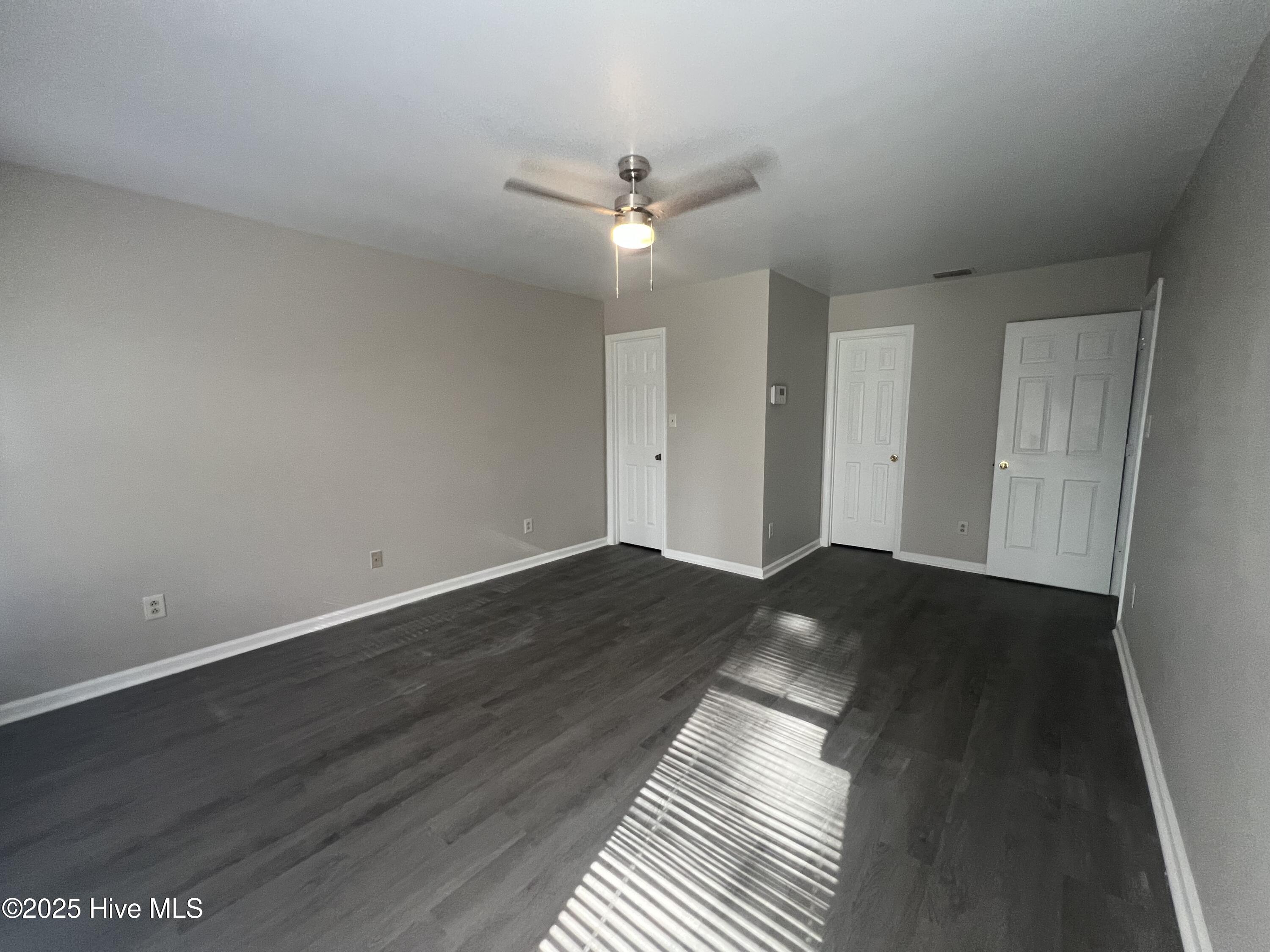 207 Sands Court Property Photo 11