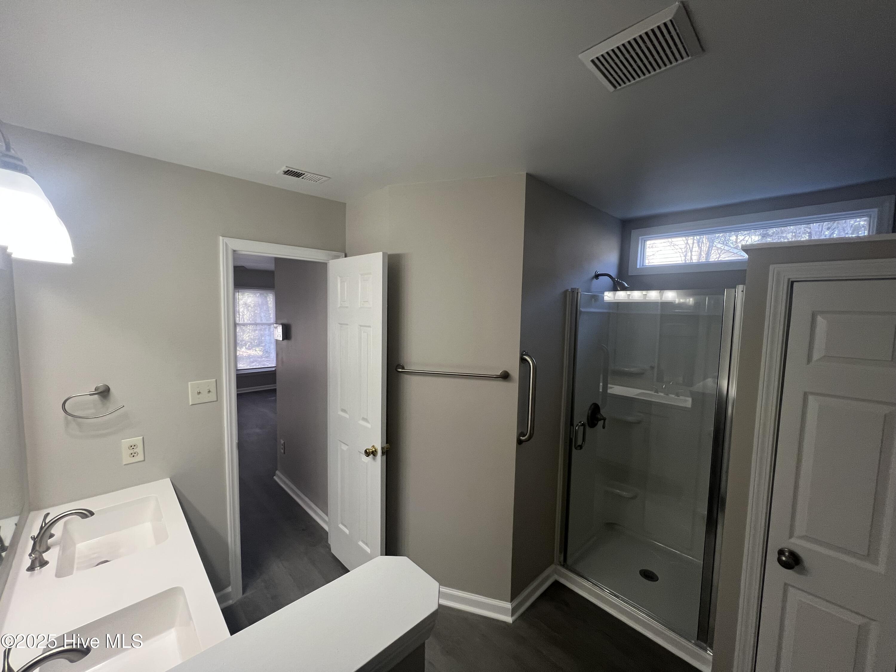 207 Sands Court Property Photo 13