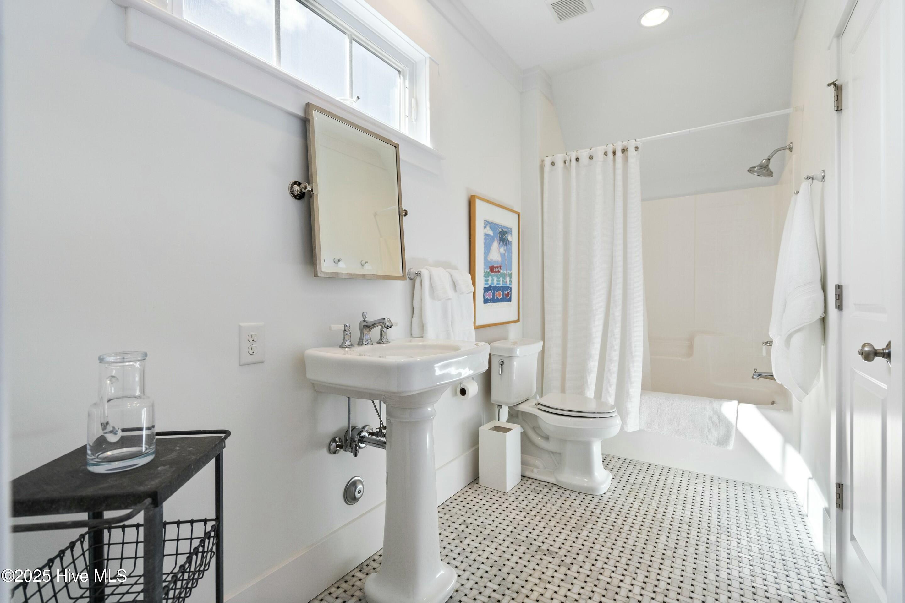 6349 Chalfont Circle Property Photo 46