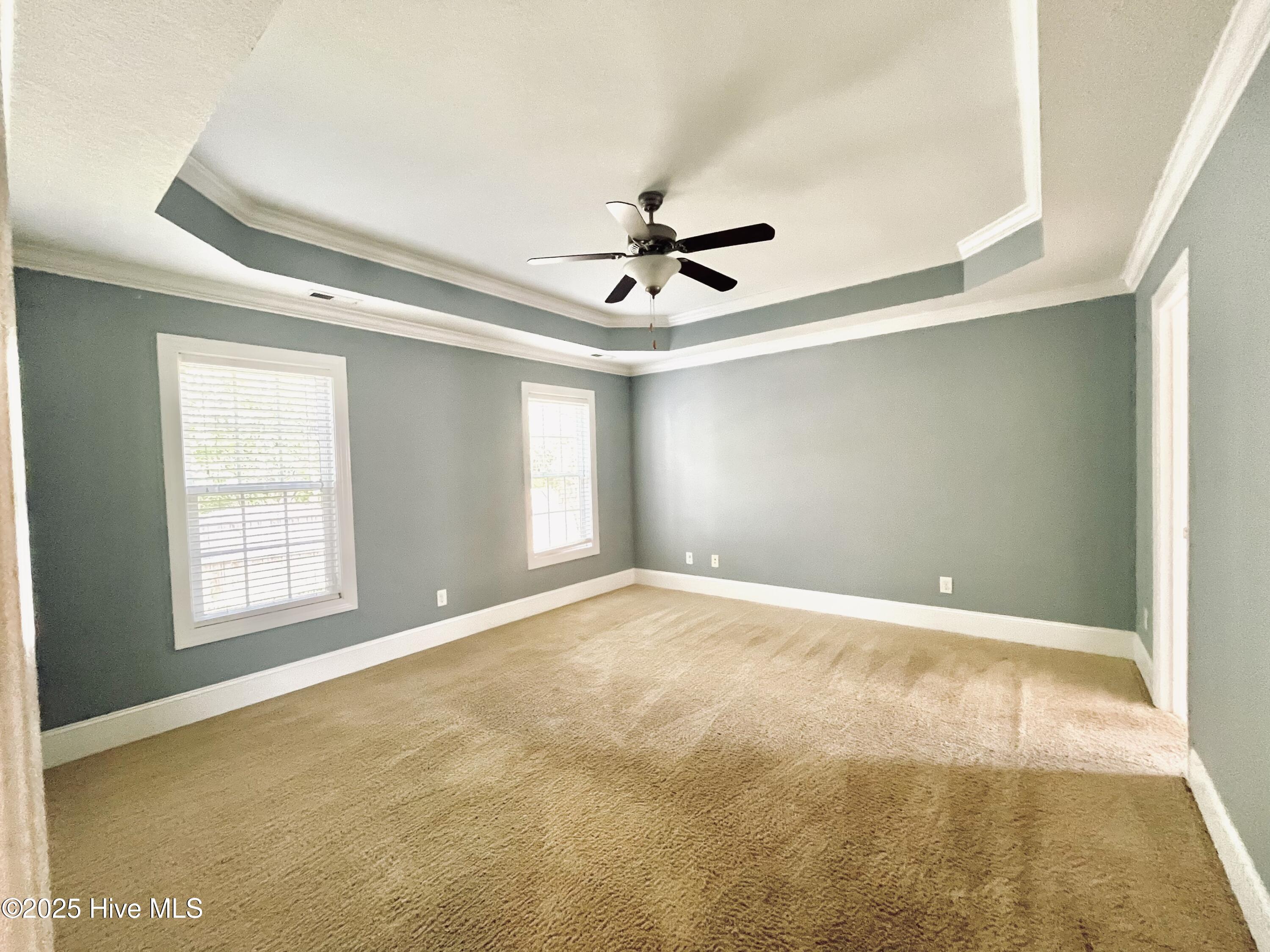 1860 Cambria Drive B Property Photo 11