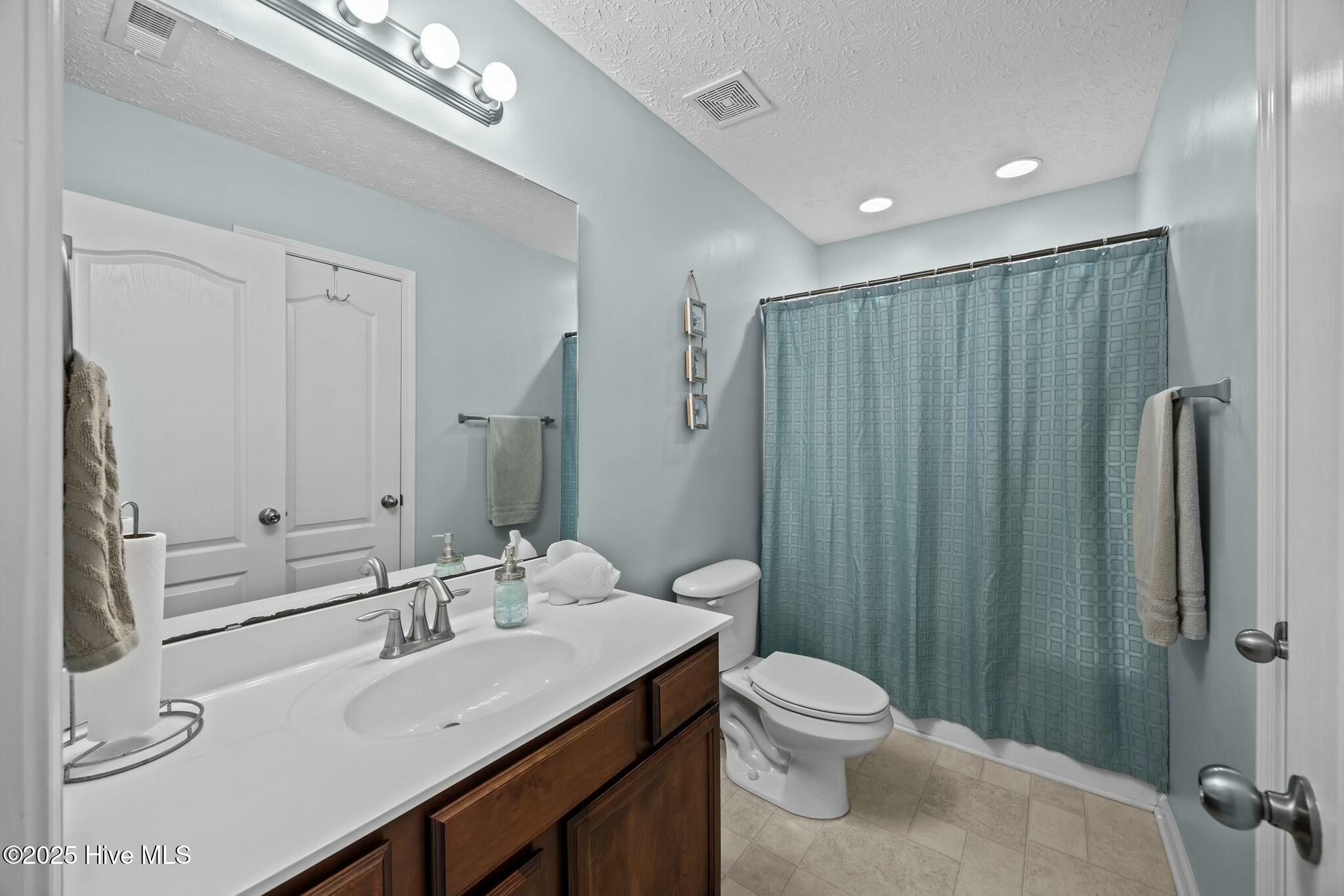 111 Apple Drive Property Photo 28