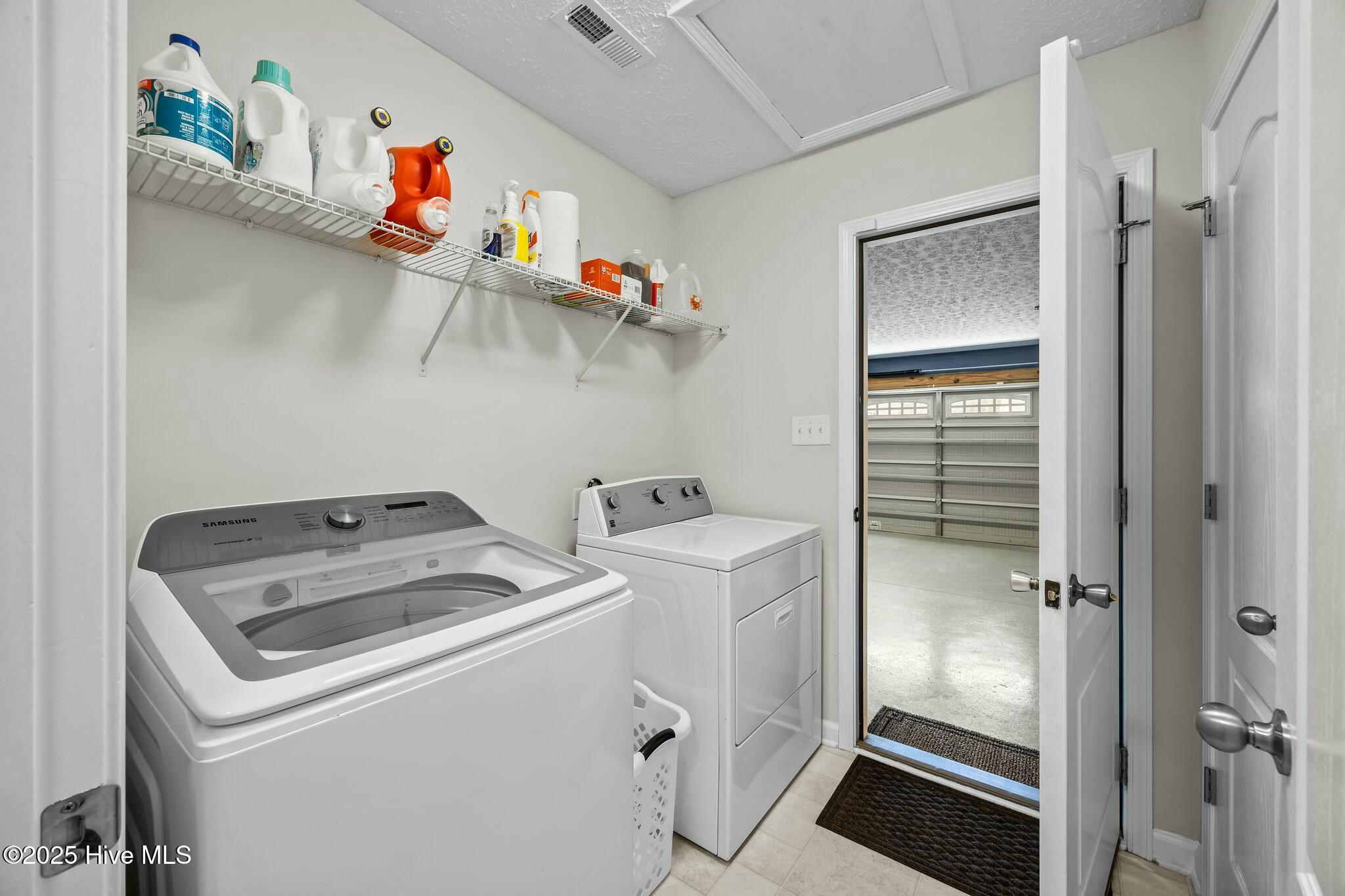 111 Apple Drive Property Photo 34