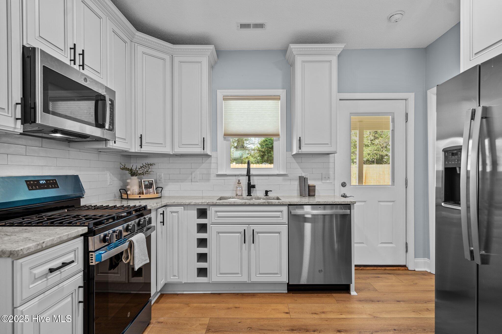 811 Walnut Street Property Photo 12
