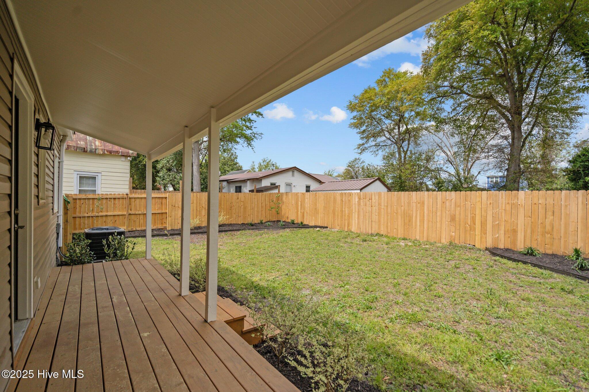 811 Walnut Street Property Photo 34