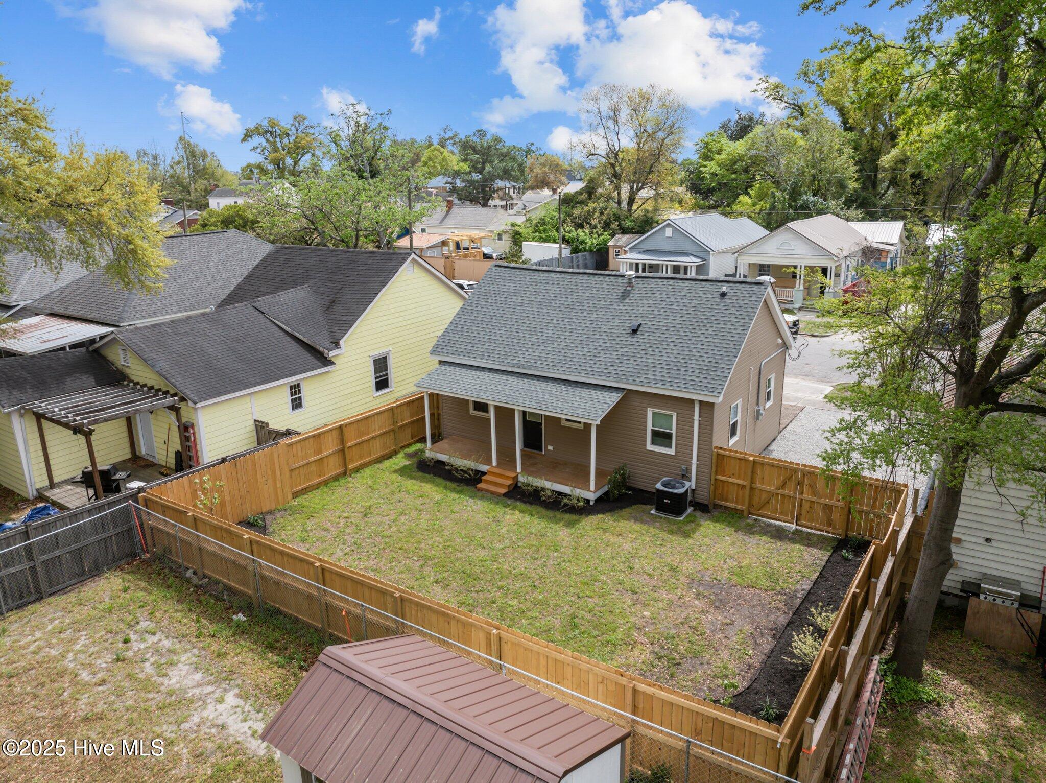 811 Walnut Street Property Photo 38