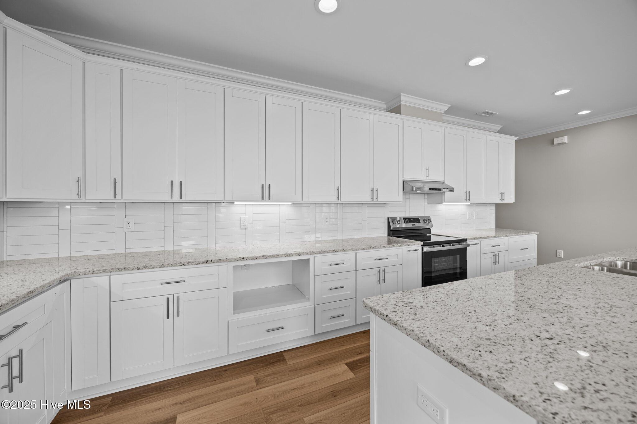 316 Allen Drive Property Photo 11