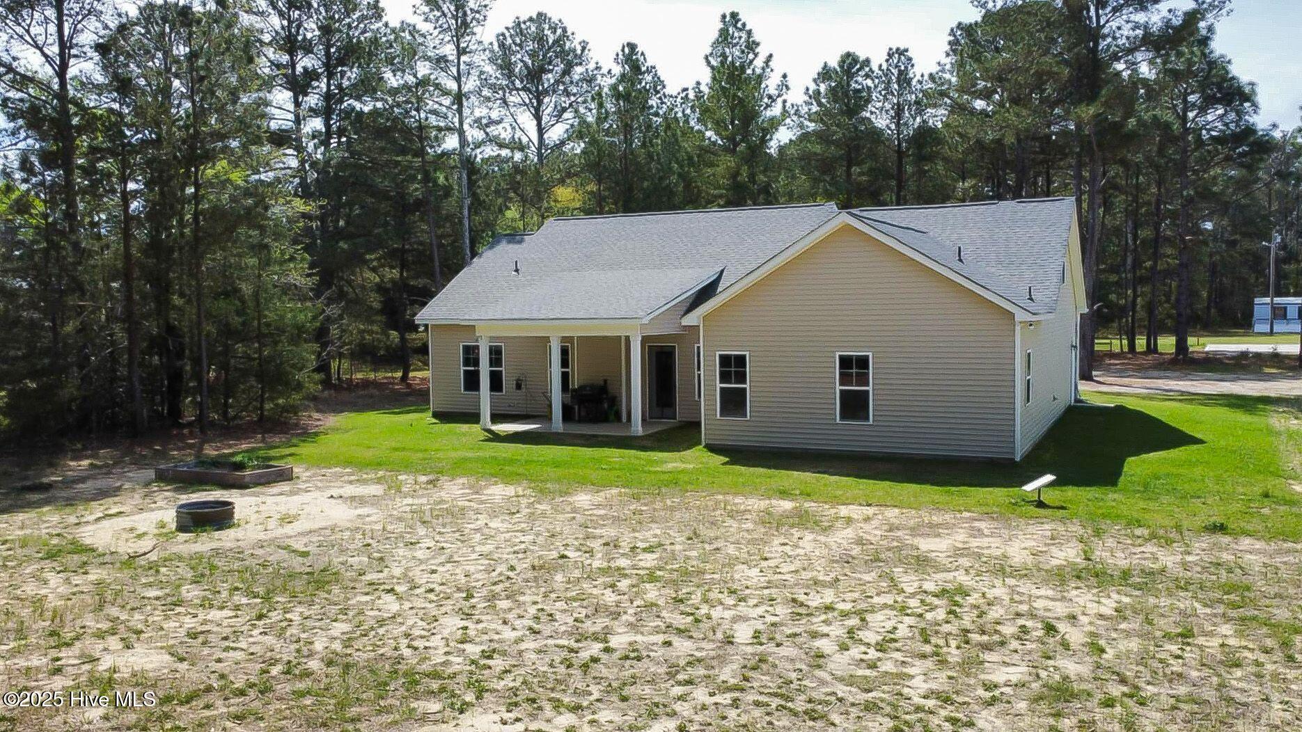 2255 Nc Highway 211 Property Photo 4