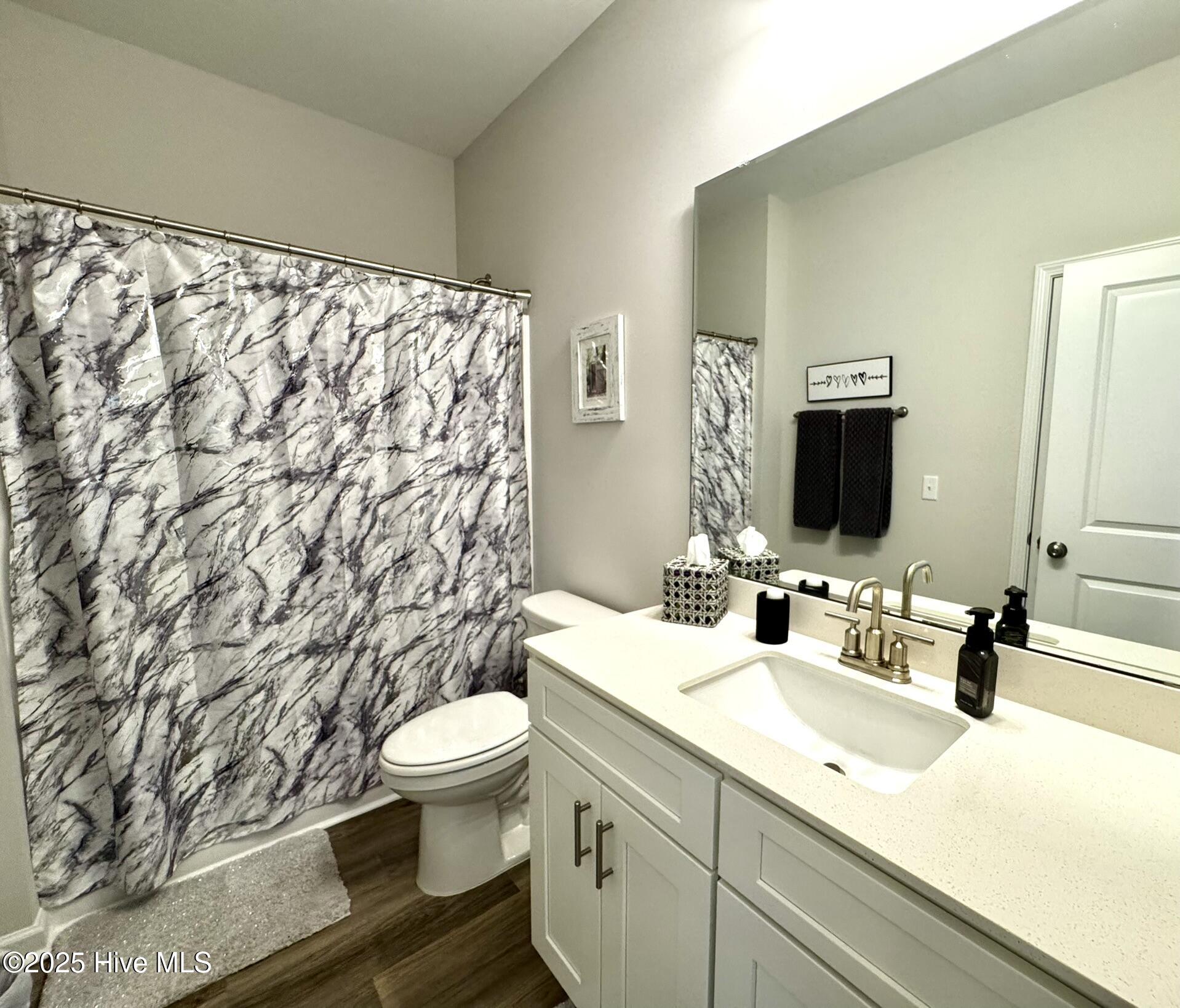 1577 Dusk Cove Property Photo 4