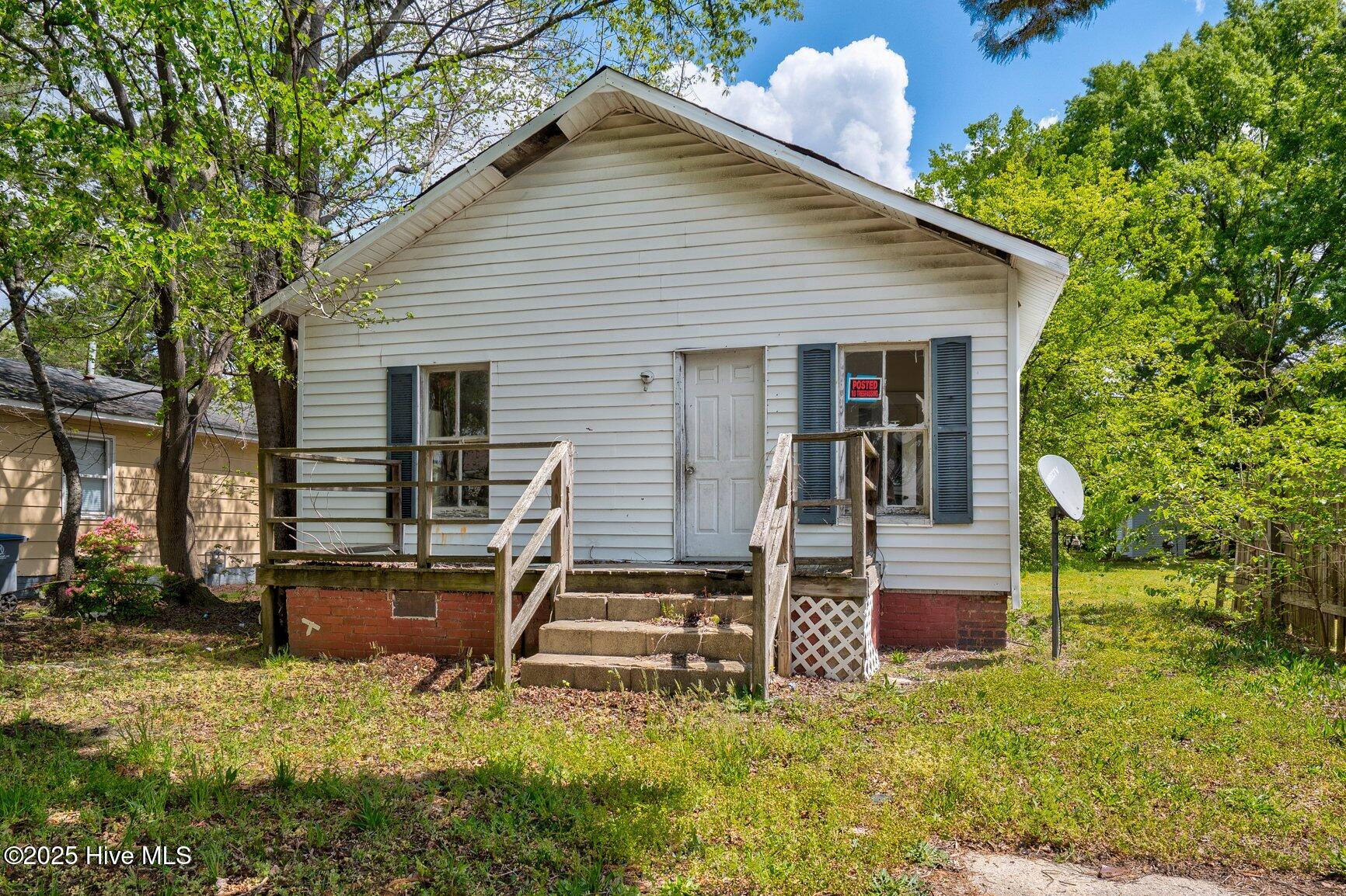 1609 Davis Street Property Photo