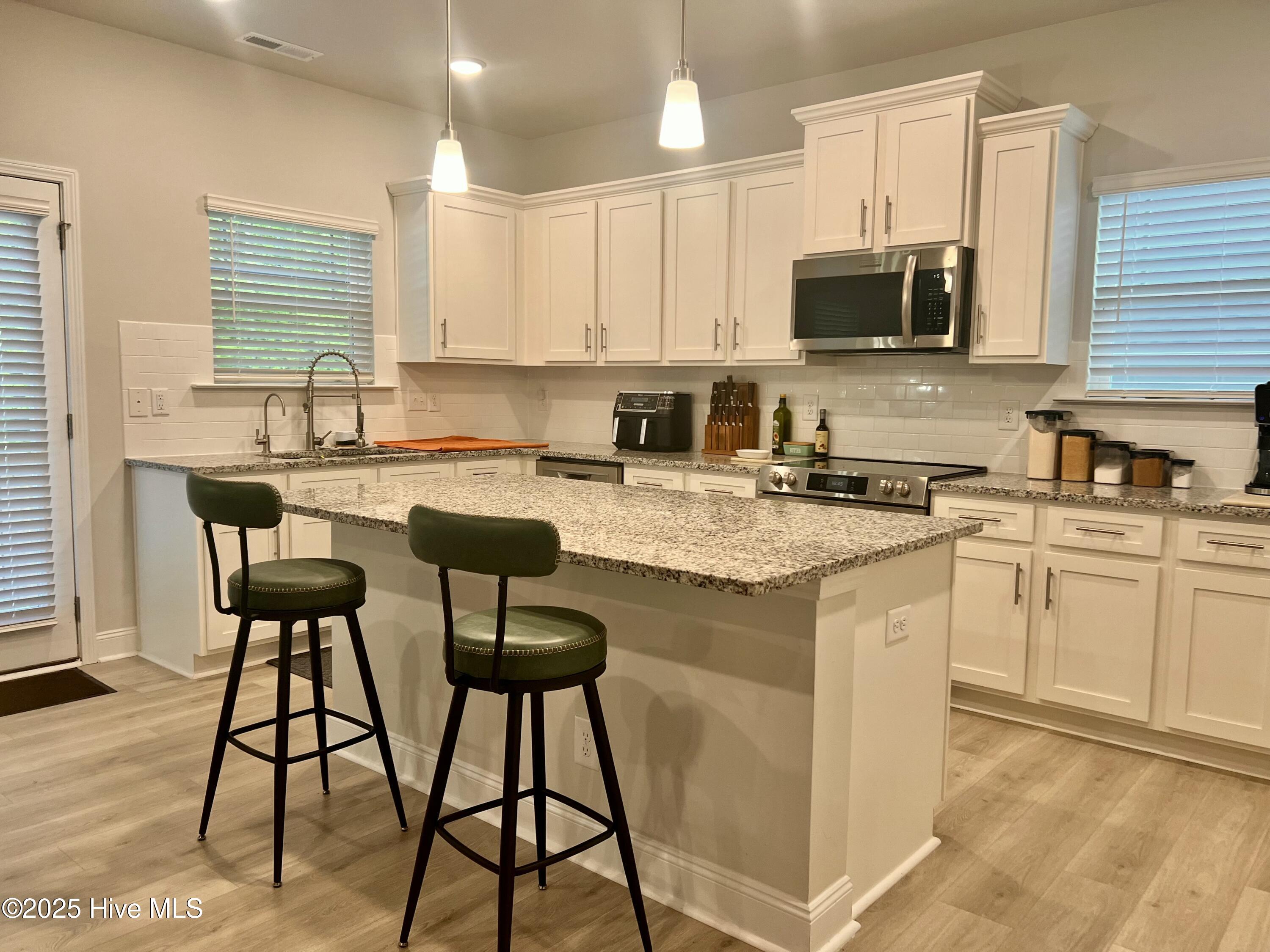 176 Southern Estates Drive Property Photo 12