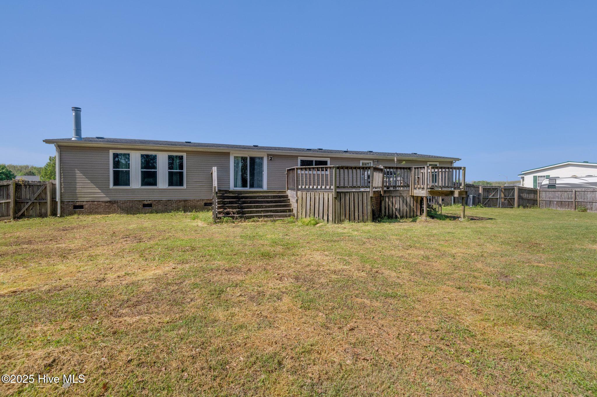 973 Scott Road Property Photo 4