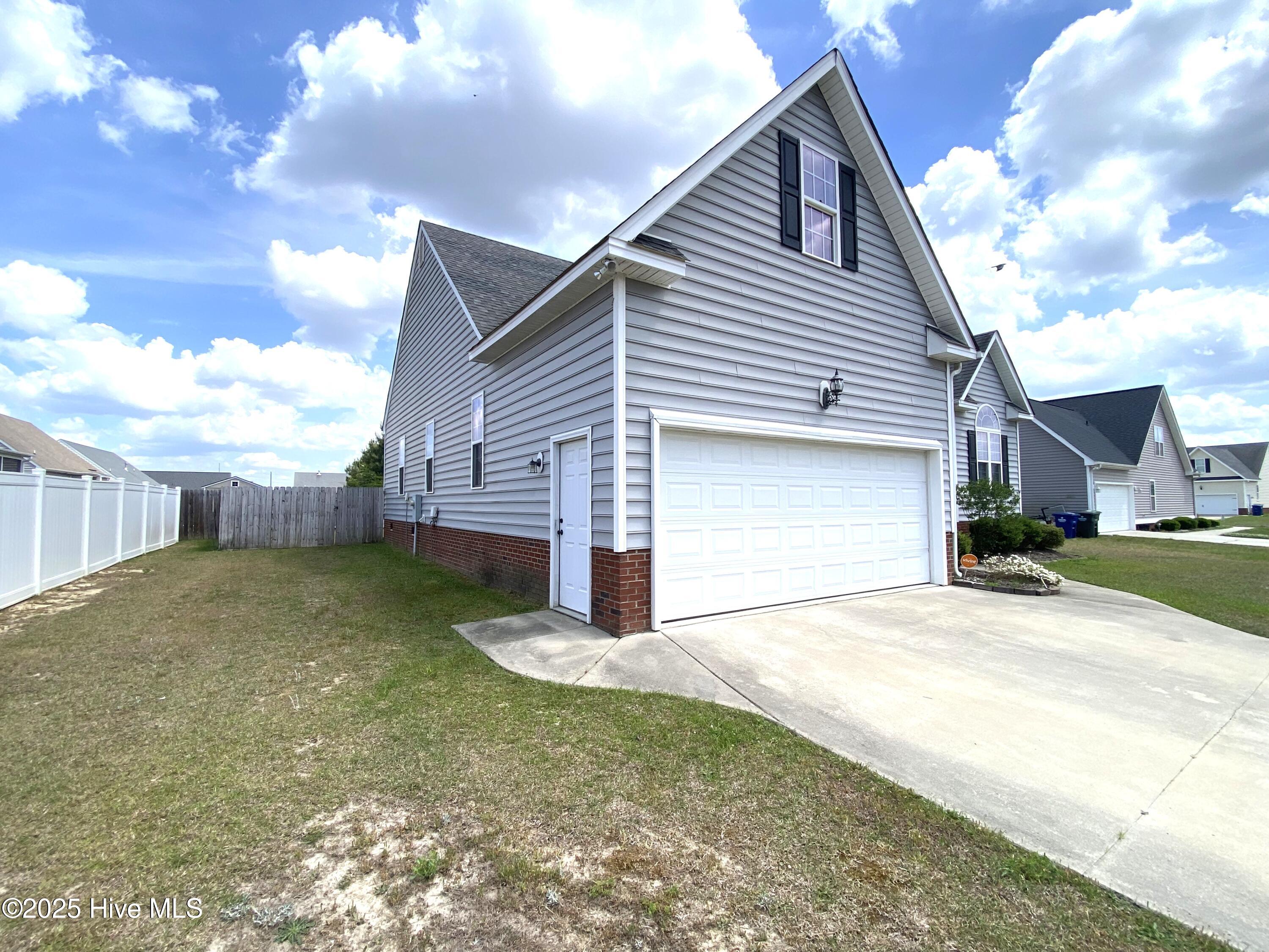 3161 Chesswood Lane Property Photo 2