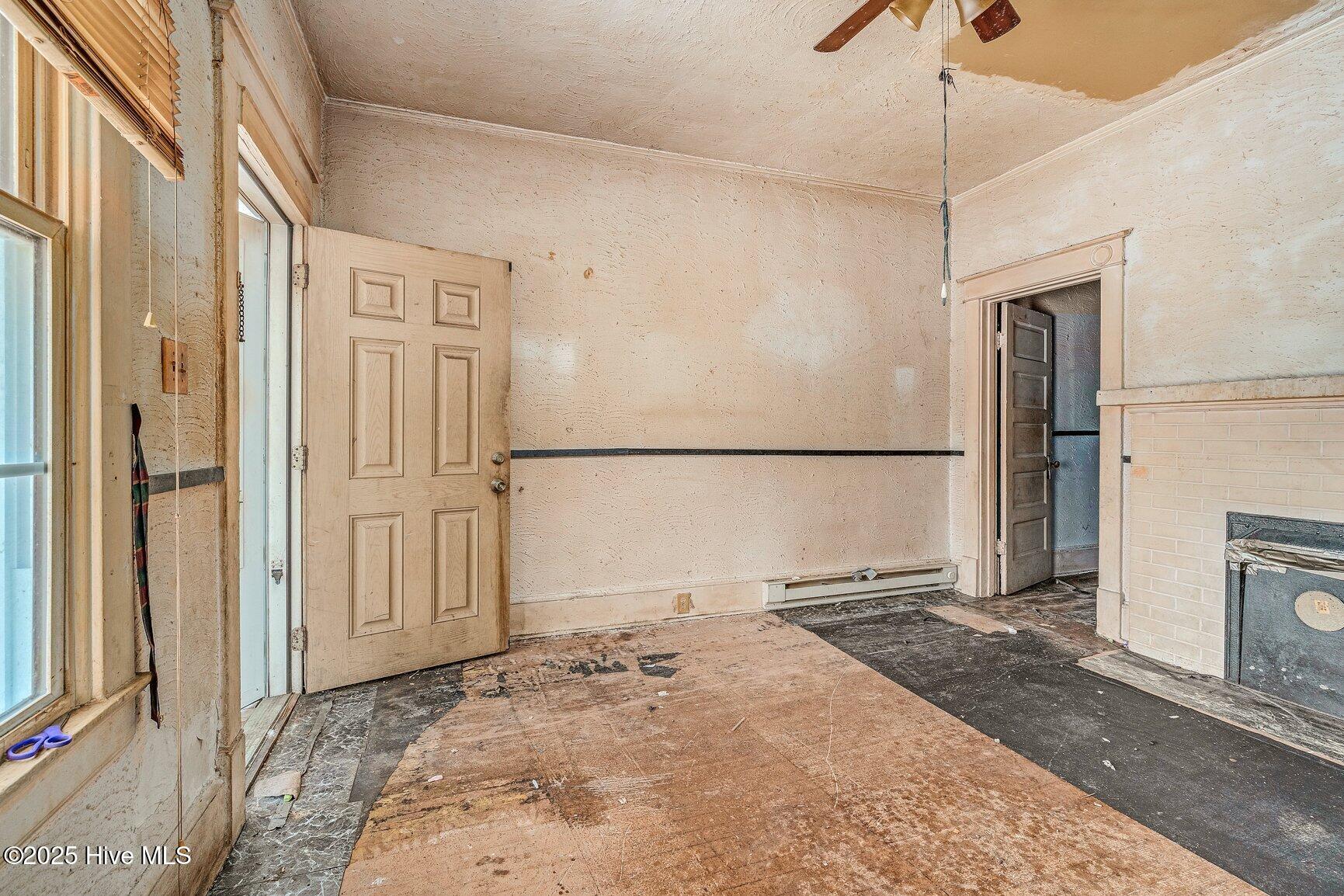 304 Ambler Avenue Property Photo 17