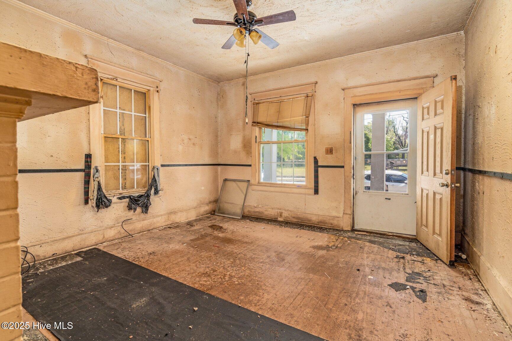 304 Ambler Avenue Property Photo 18