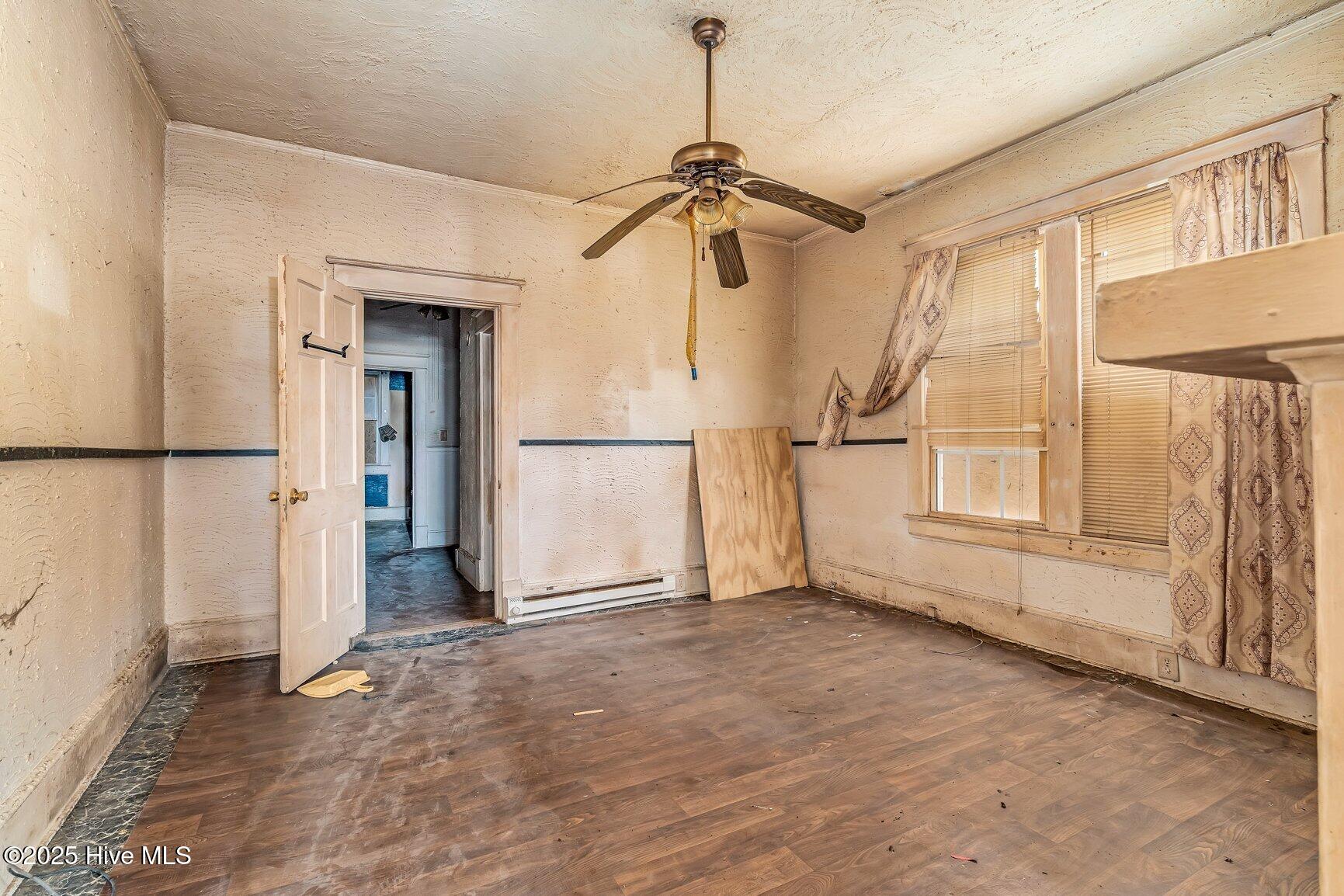 304 Ambler Avenue Property Photo 19