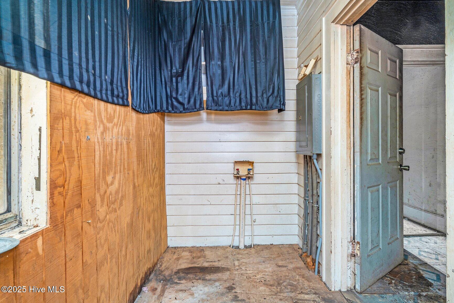 304 Ambler Avenue Property Photo 24