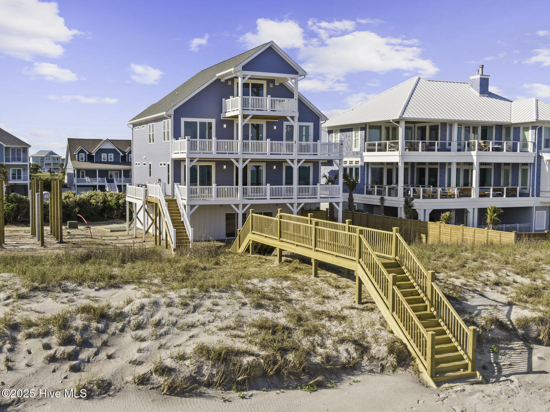 748 New River Inlet Road Property Photo 11