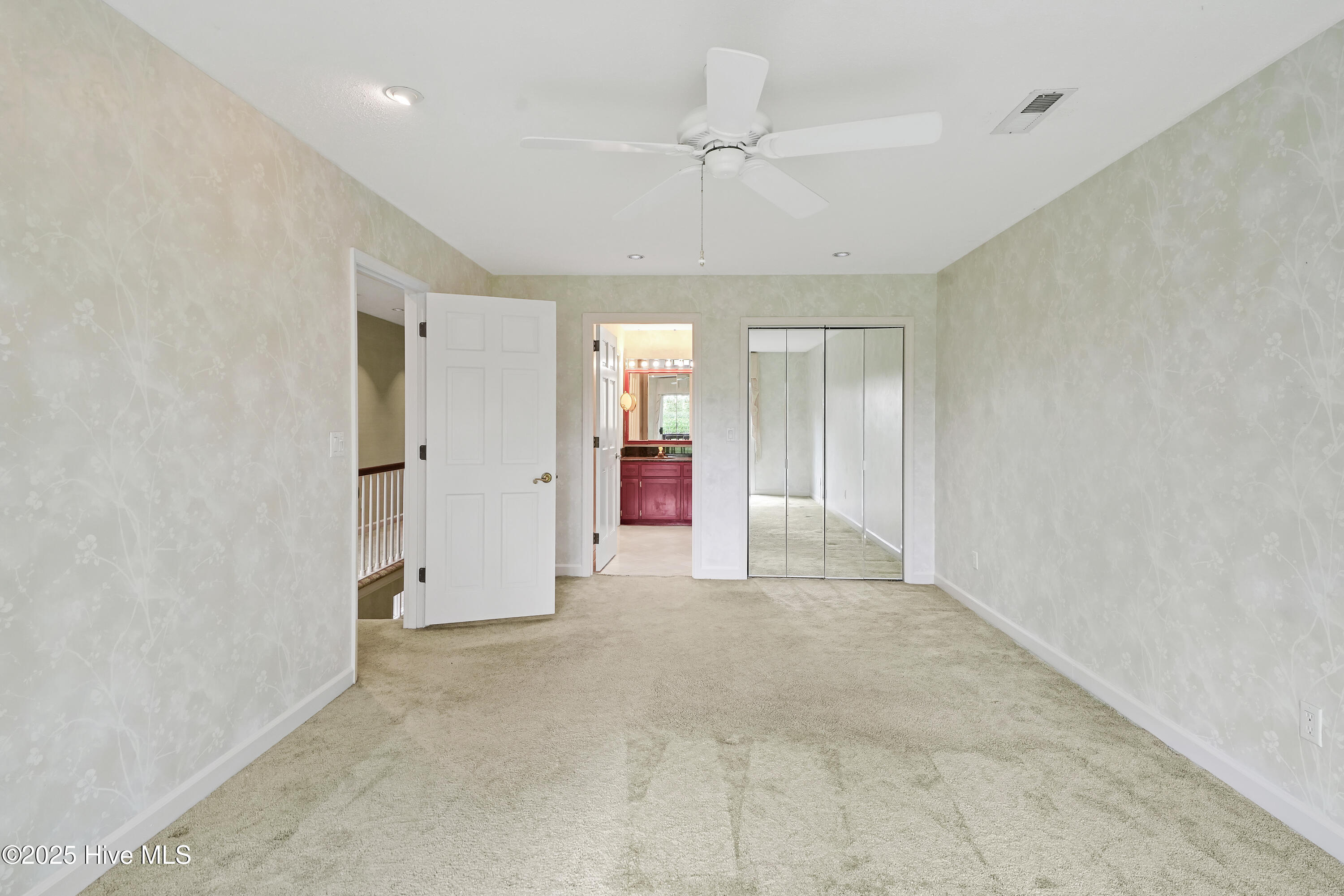 906 Robert E Lee Drive Property Photo 32