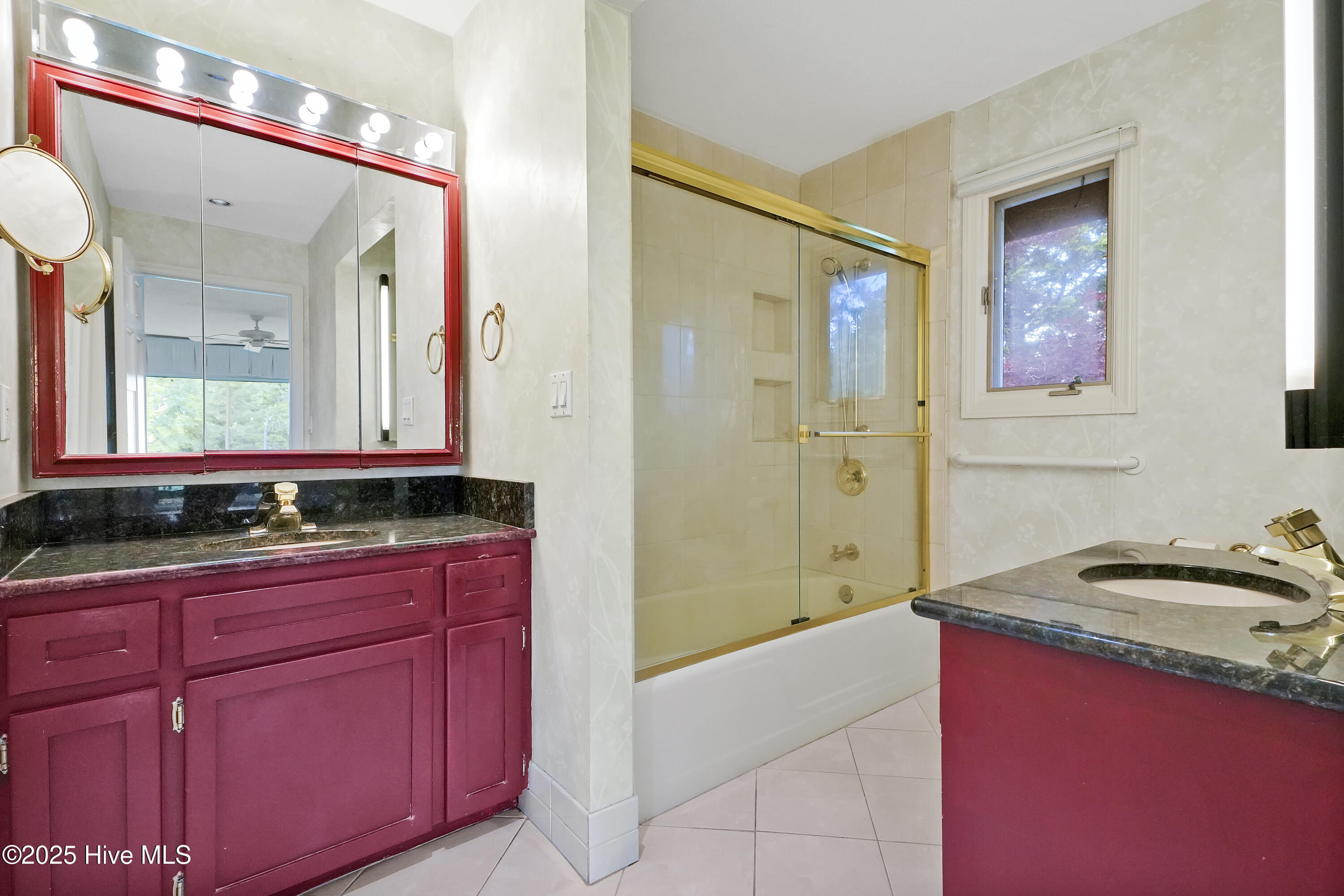 906 Robert E Lee Drive Property Photo 33