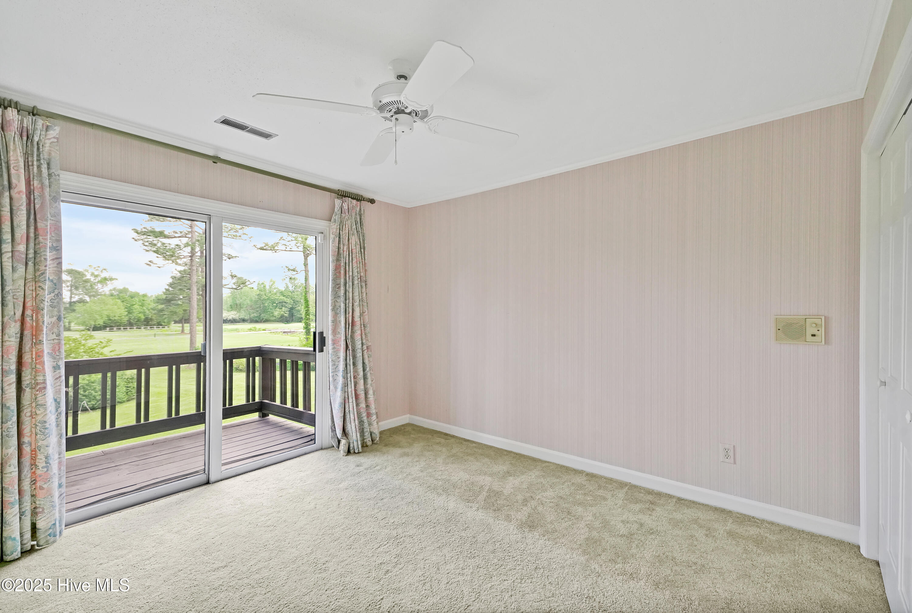 906 Robert E Lee Drive Property Photo 37