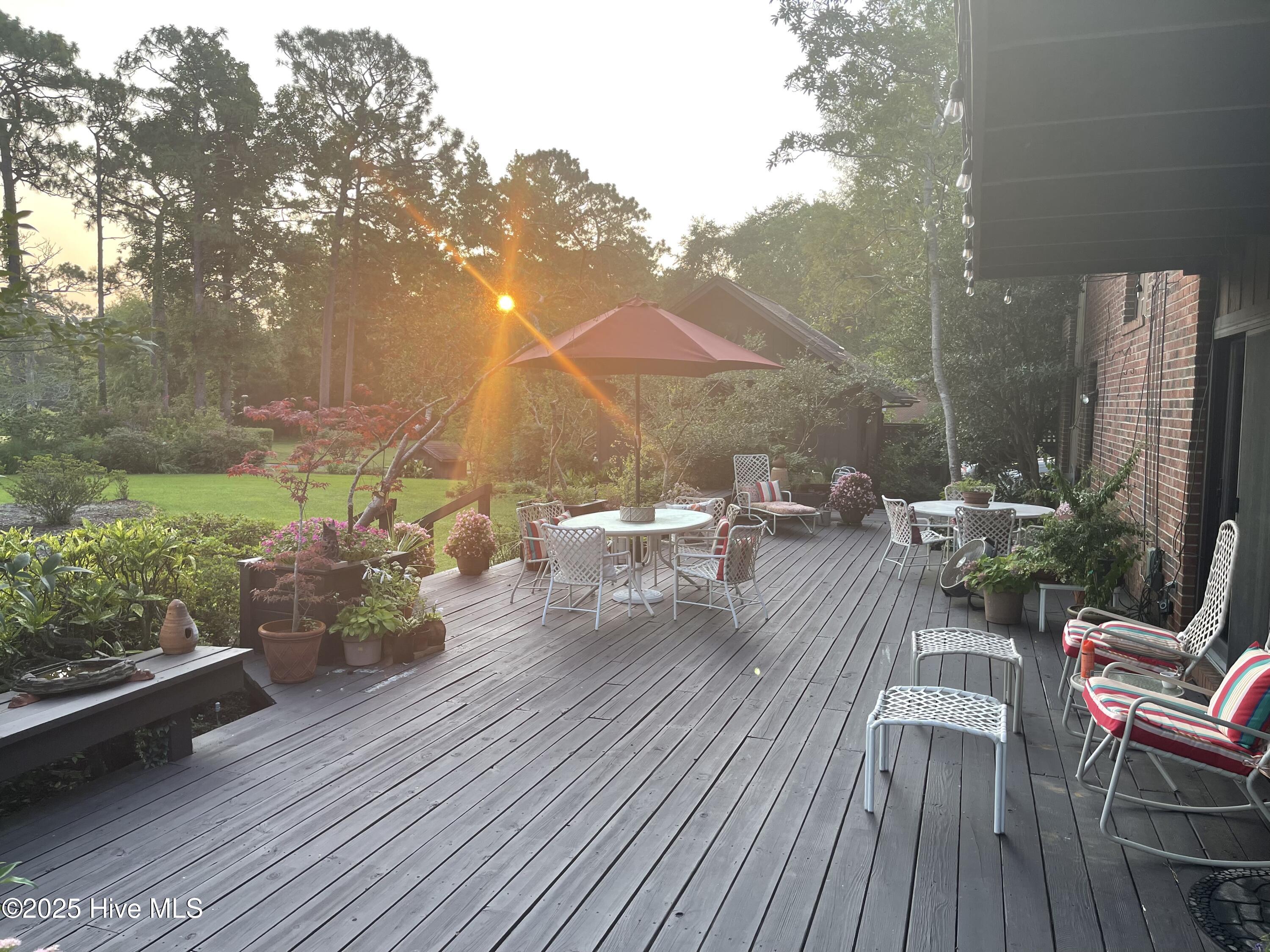 906 Robert E Lee Drive Property Photo 43