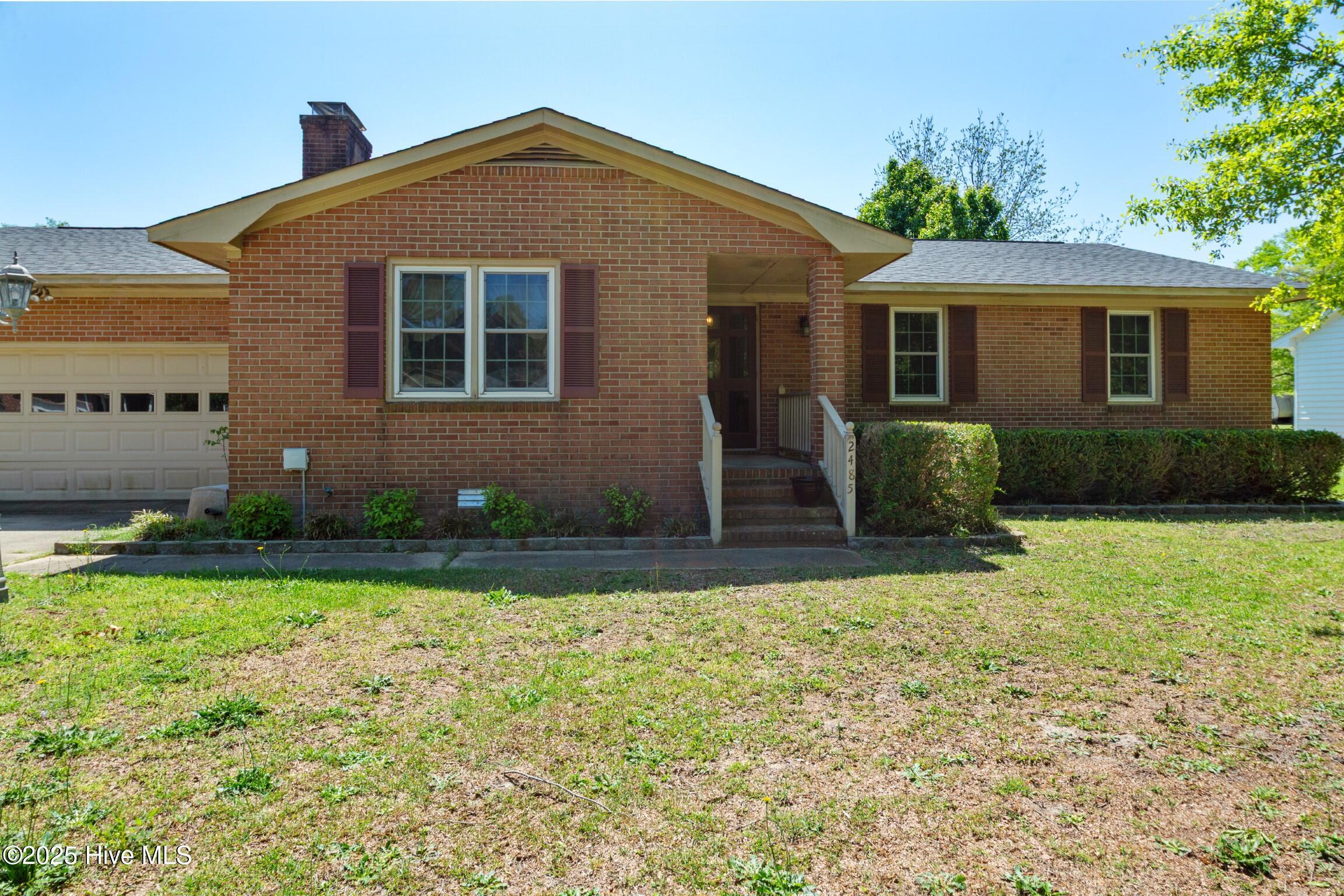 2485 Irvin Drive Property Photo 2