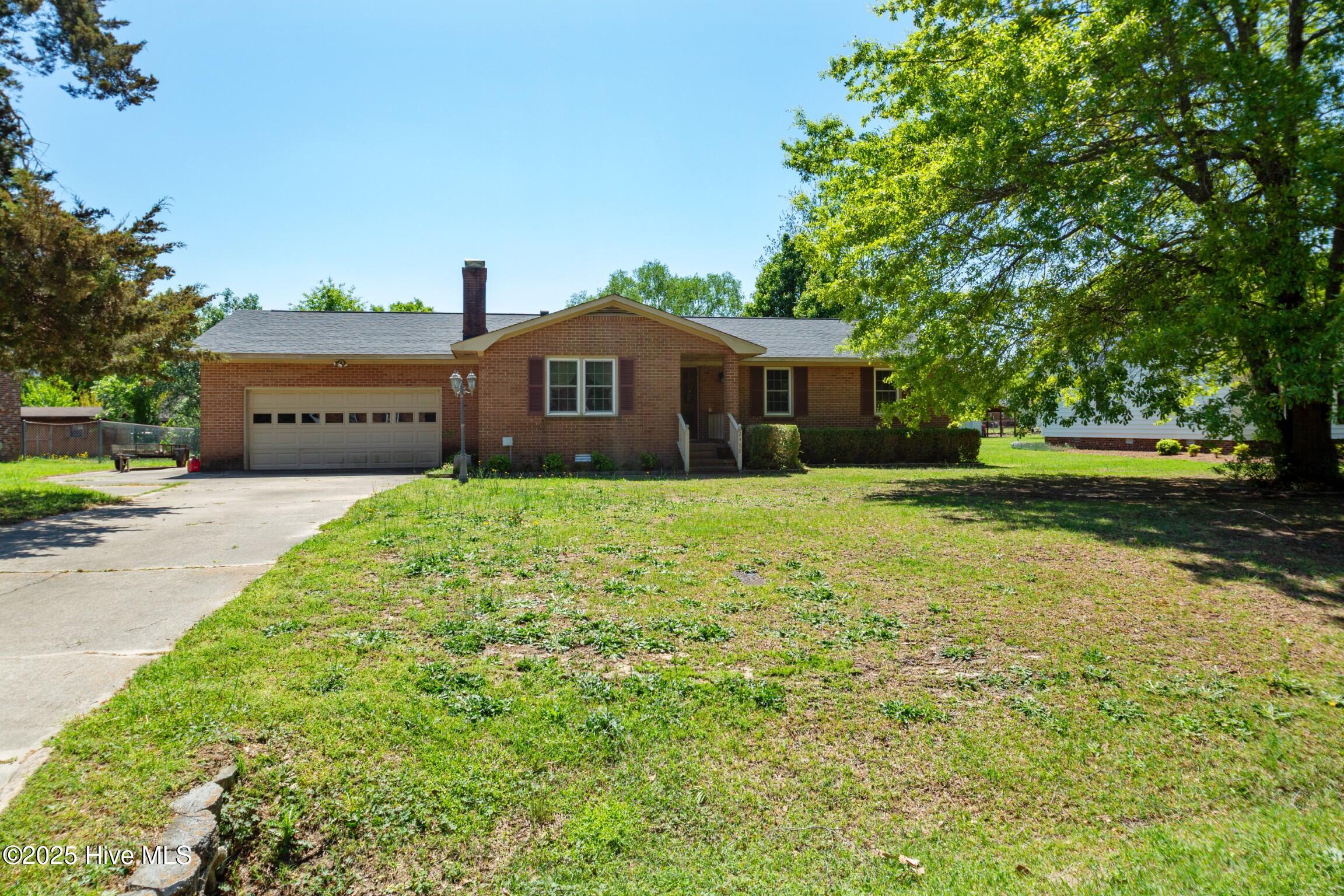 2485 Irvin Drive Property Photo 3