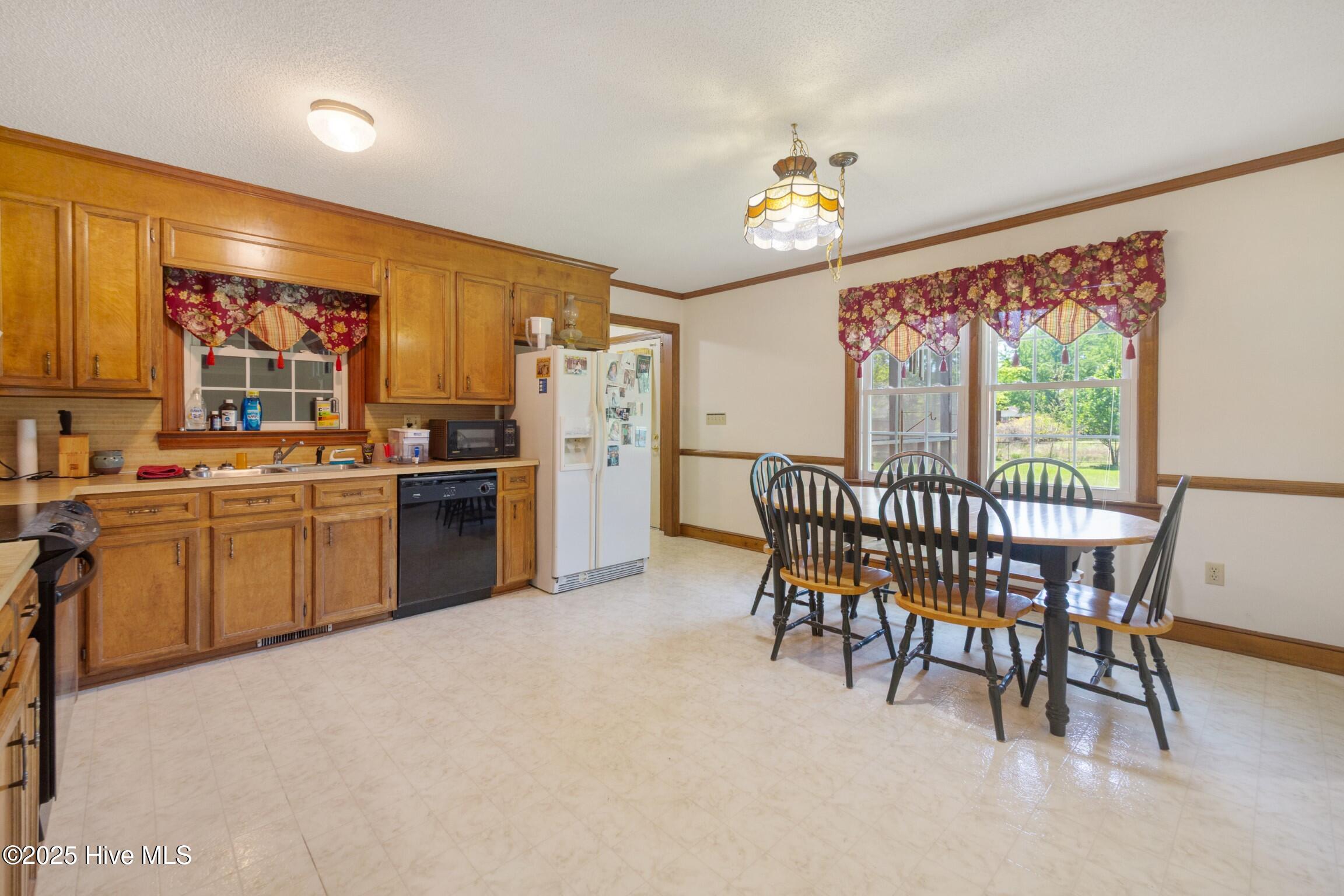 2485 Irvin Drive Property Photo 16