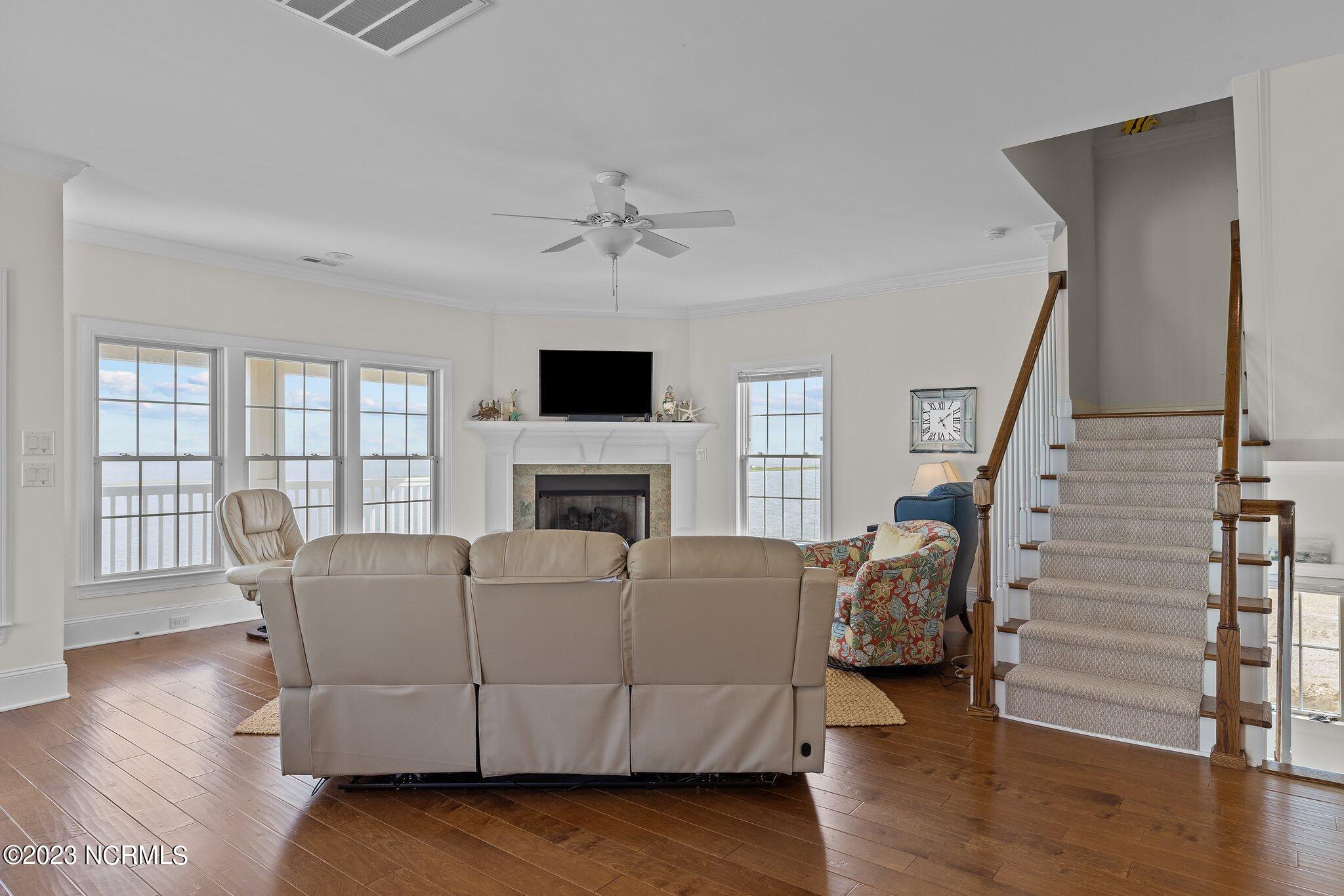 307 Oxton Place Property Photo 10