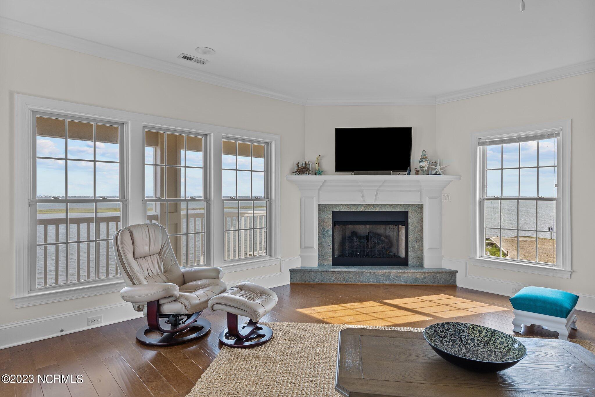 307 Oxton Place Property Photo 14