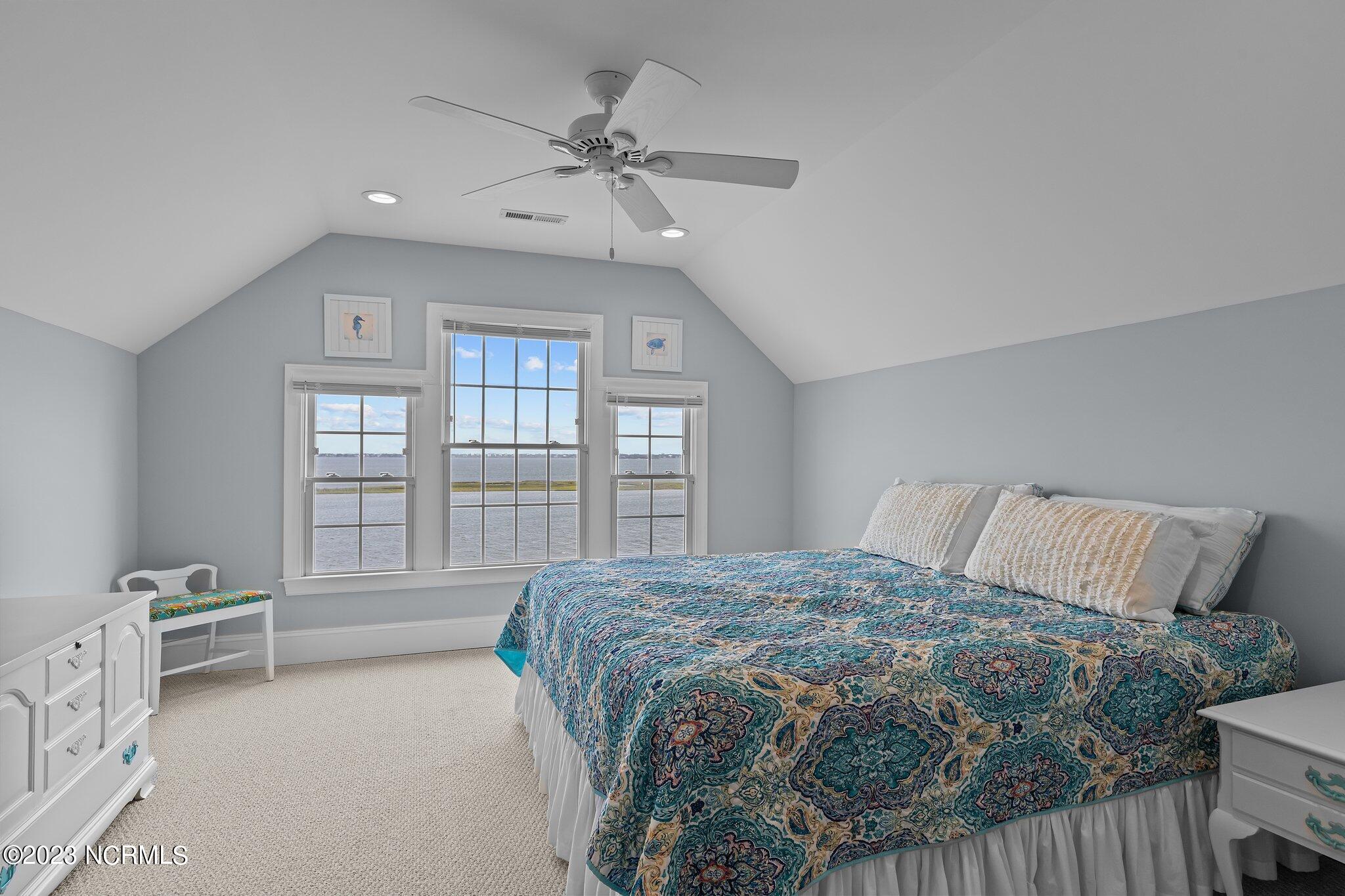 307 Oxton Place Property Photo 33