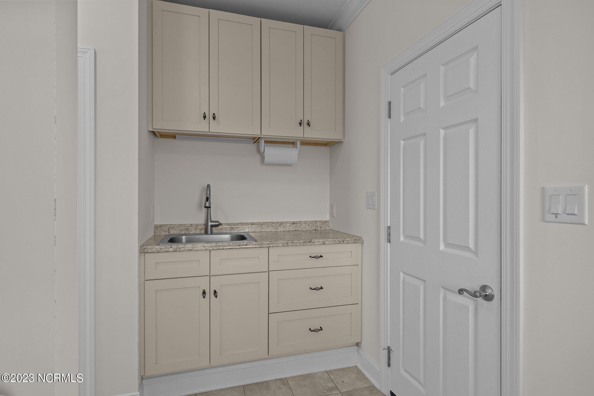 307 Oxton Place Property Photo 47