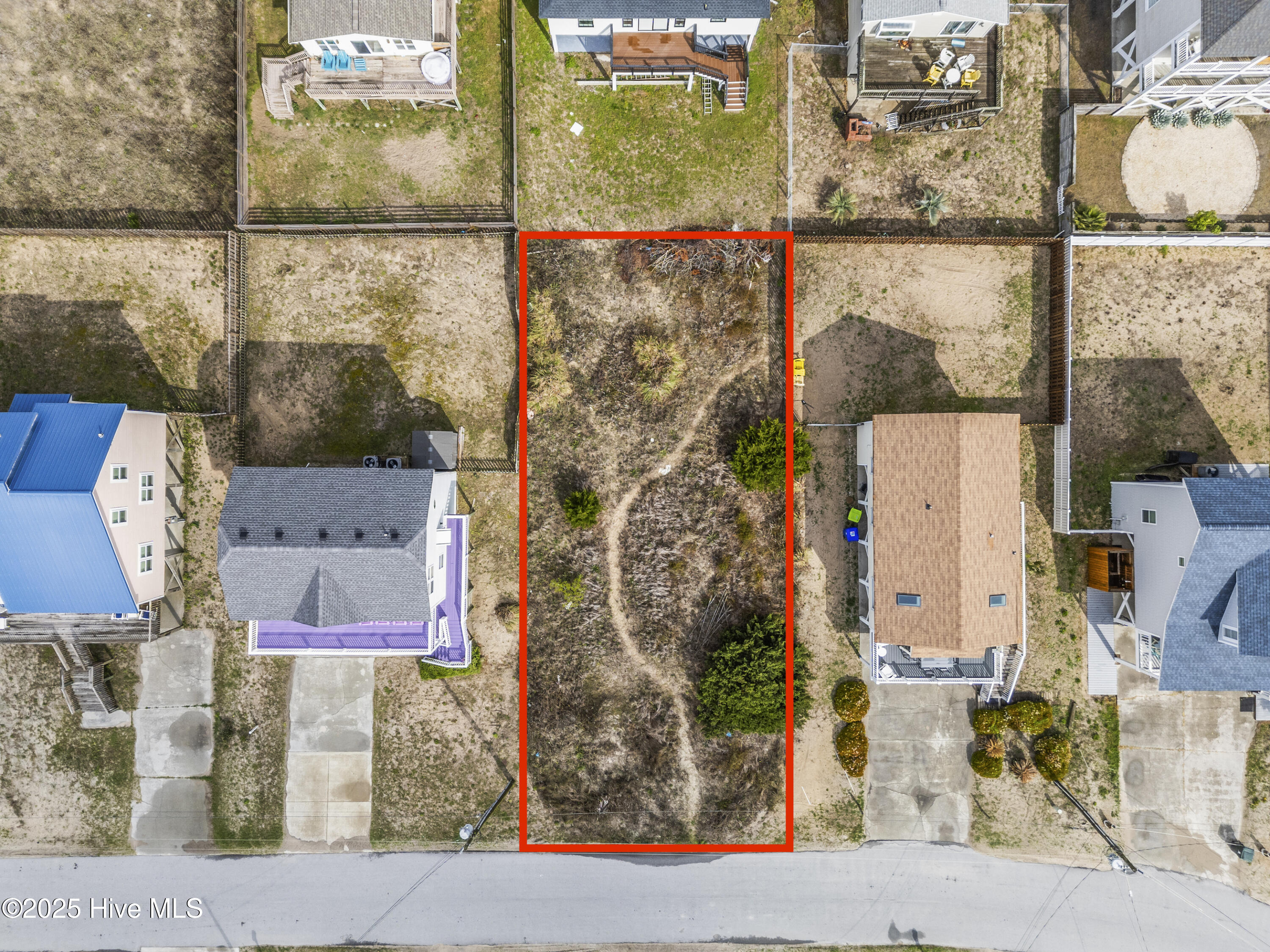 2009 N Shore Drive Property Photo 2