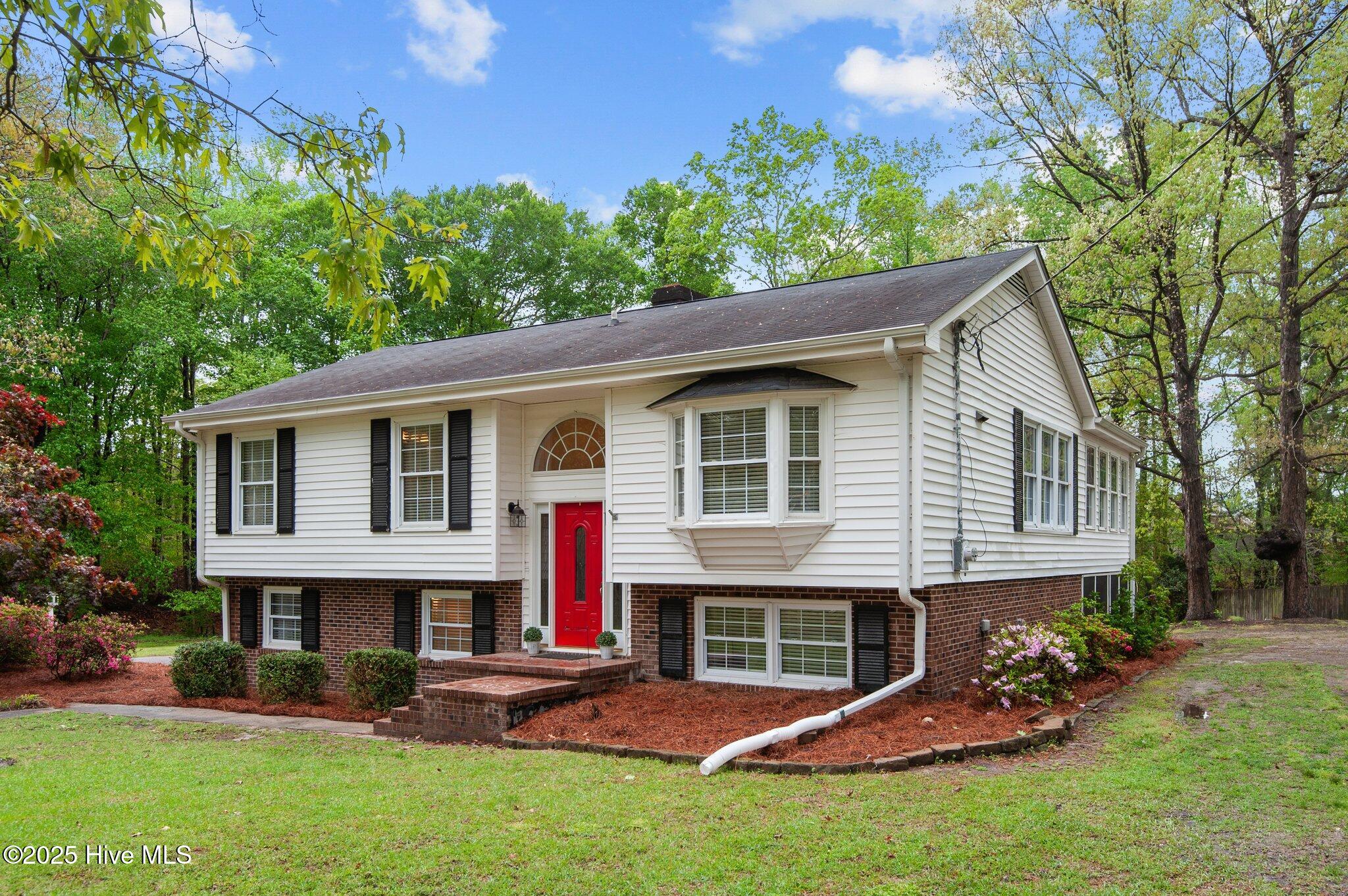 379 Greenbrier Road Property Photo 5