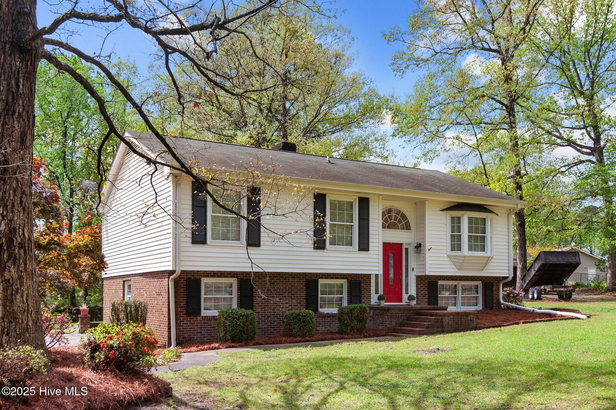 379 Greenbrier Road Property Photo 7