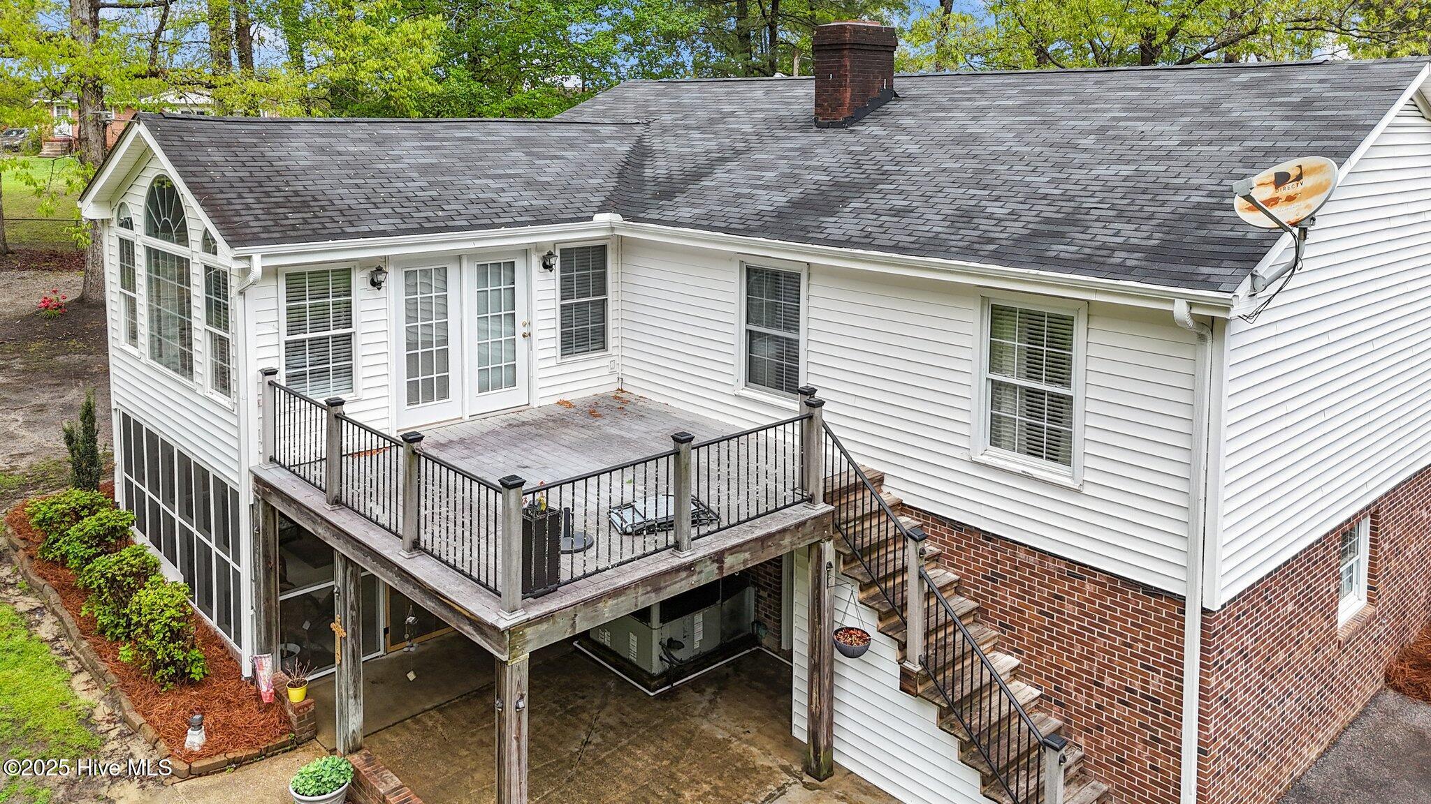 379 Greenbrier Road Property Photo 12
