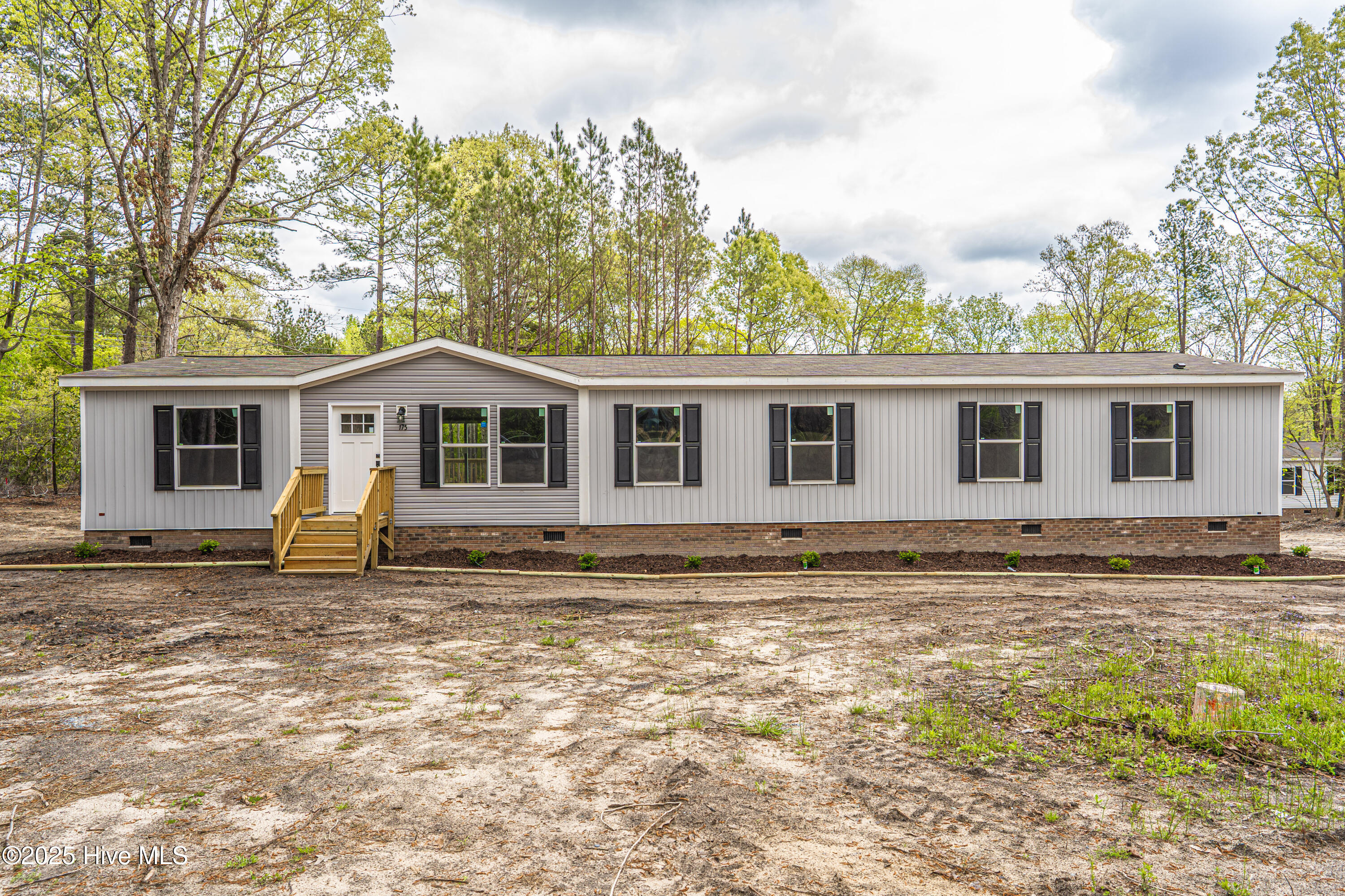 175 Deforest Drive Property Photo 6