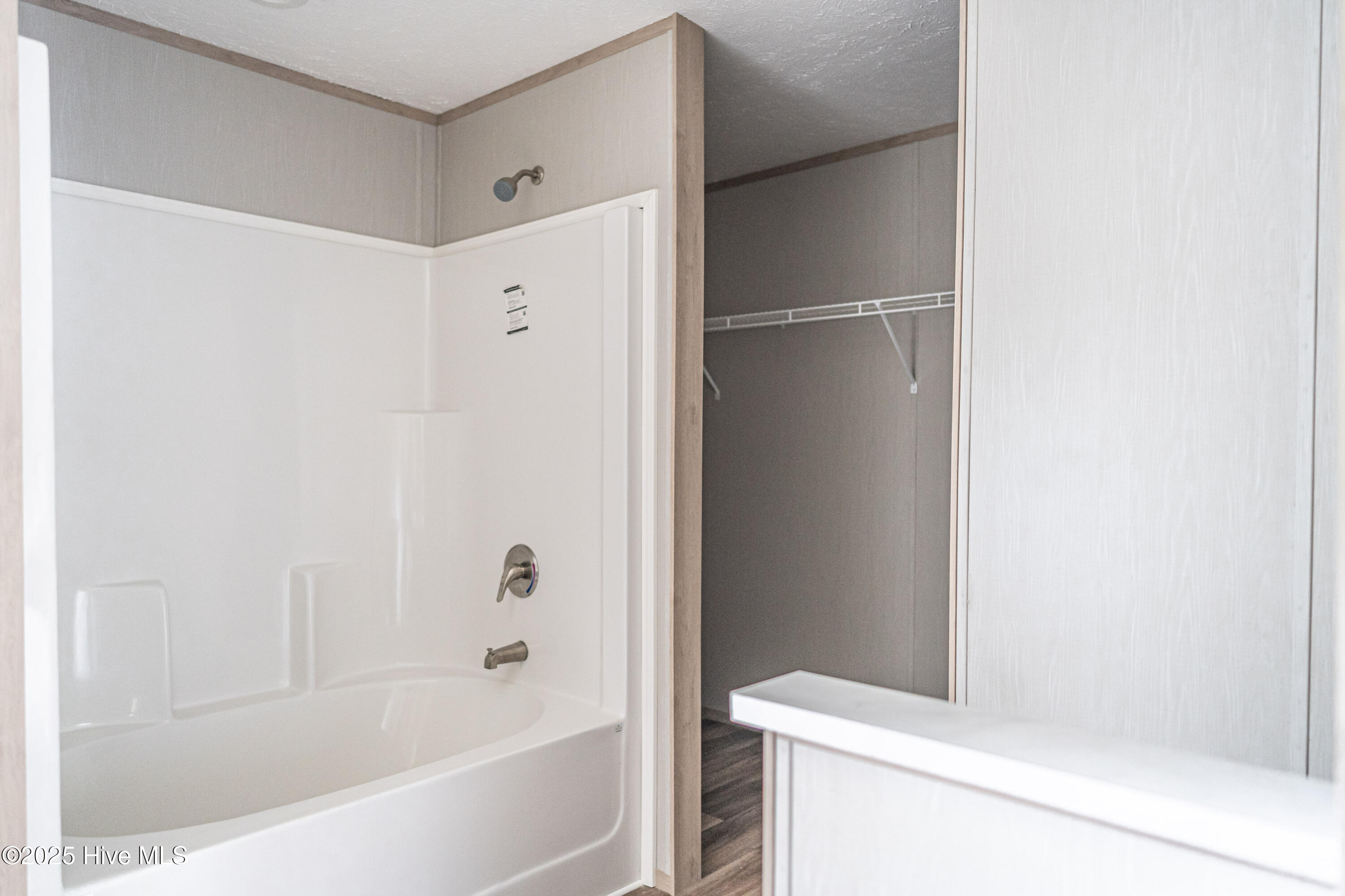 175 Deforest Drive Property Photo 16