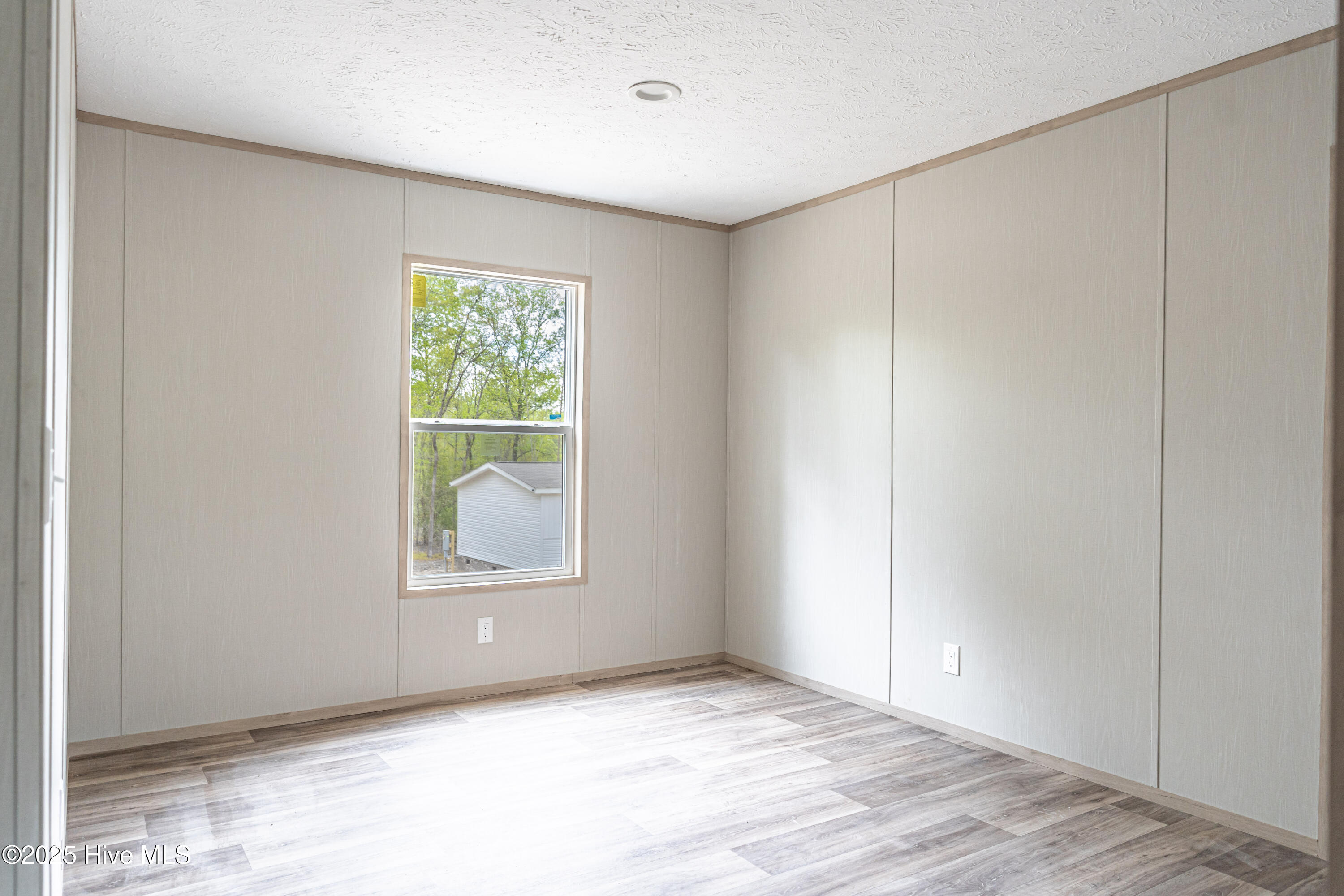 175 Deforest Drive Property Photo 19