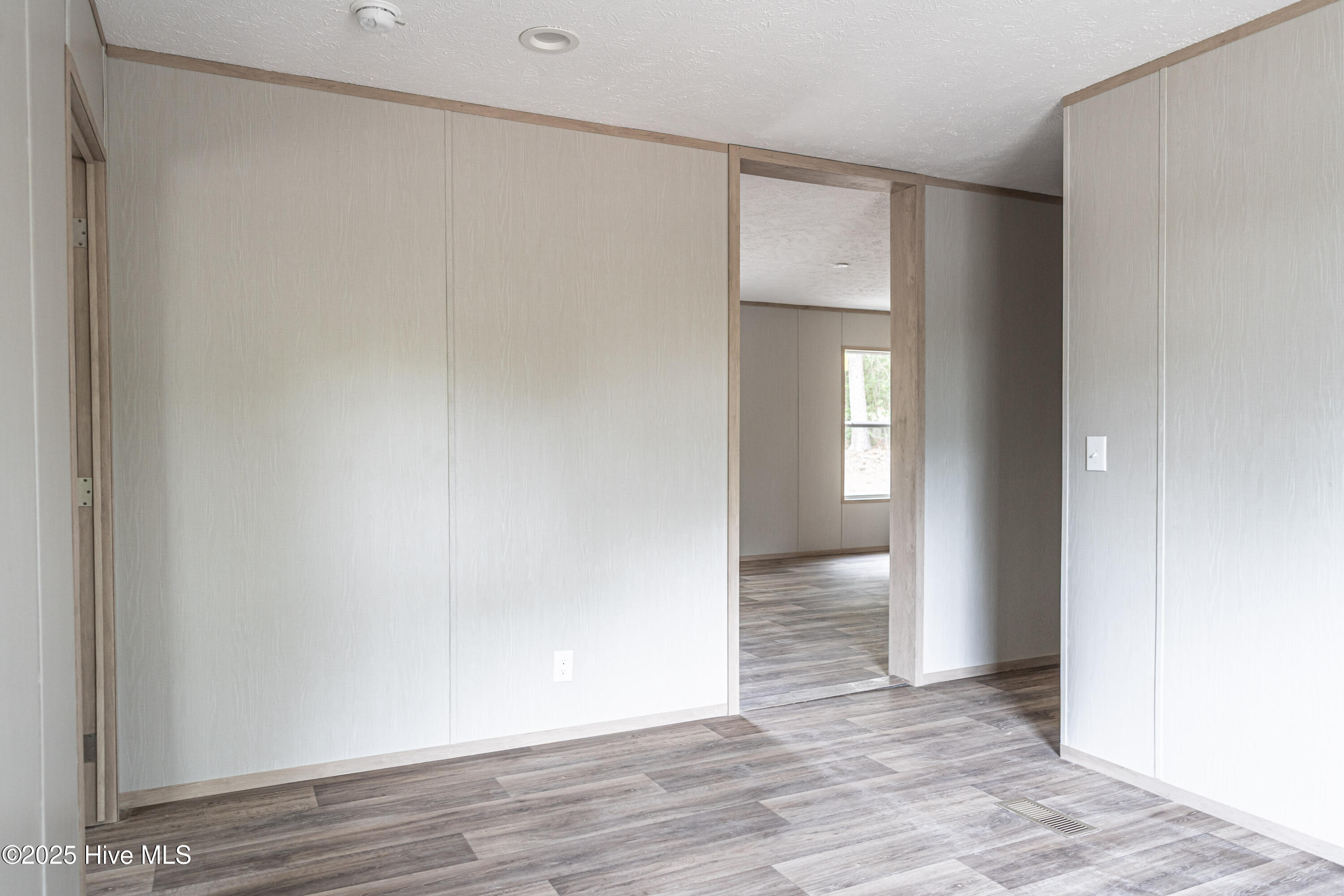 175 Deforest Drive Property Photo 31