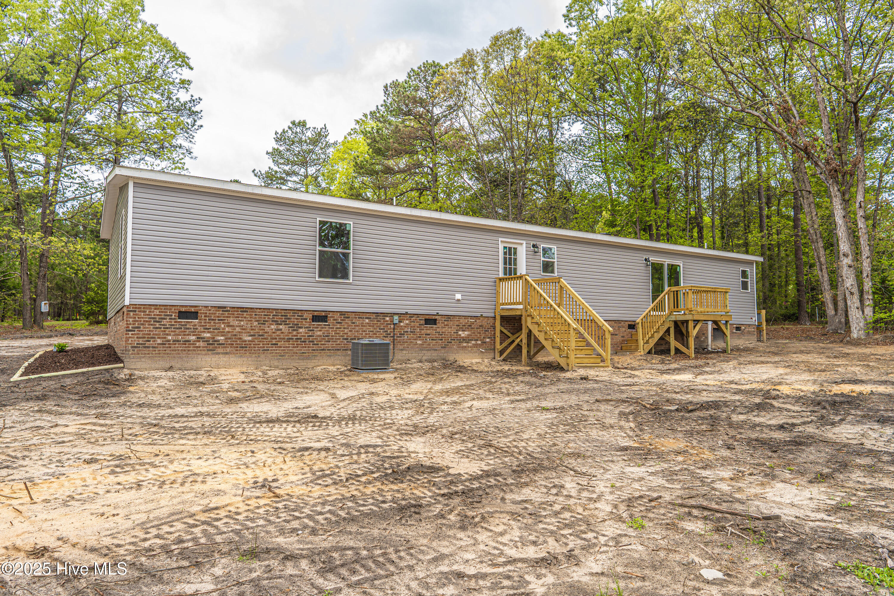175 Deforest Drive Property Photo 33