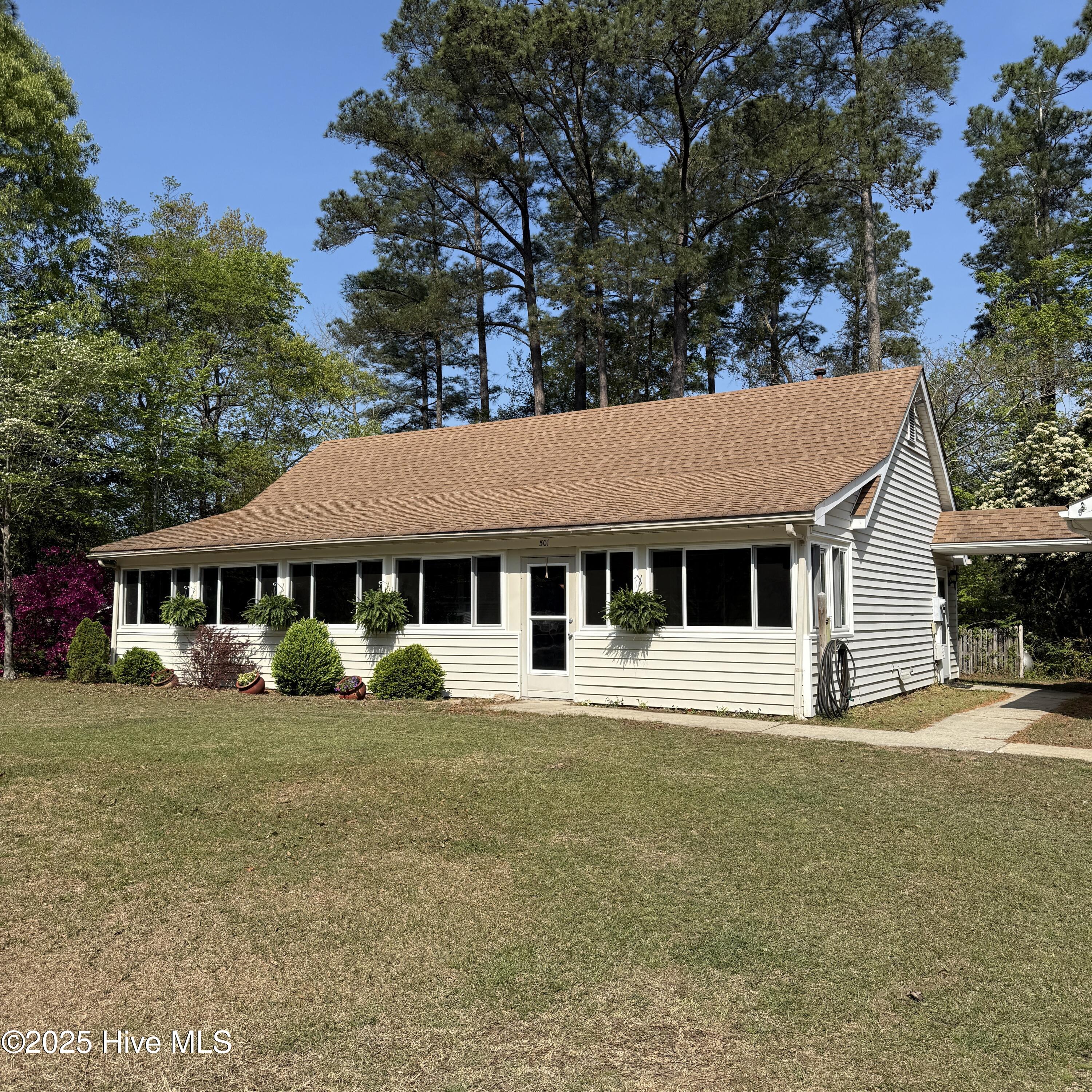 501 Blackfoot Trail Property Photo