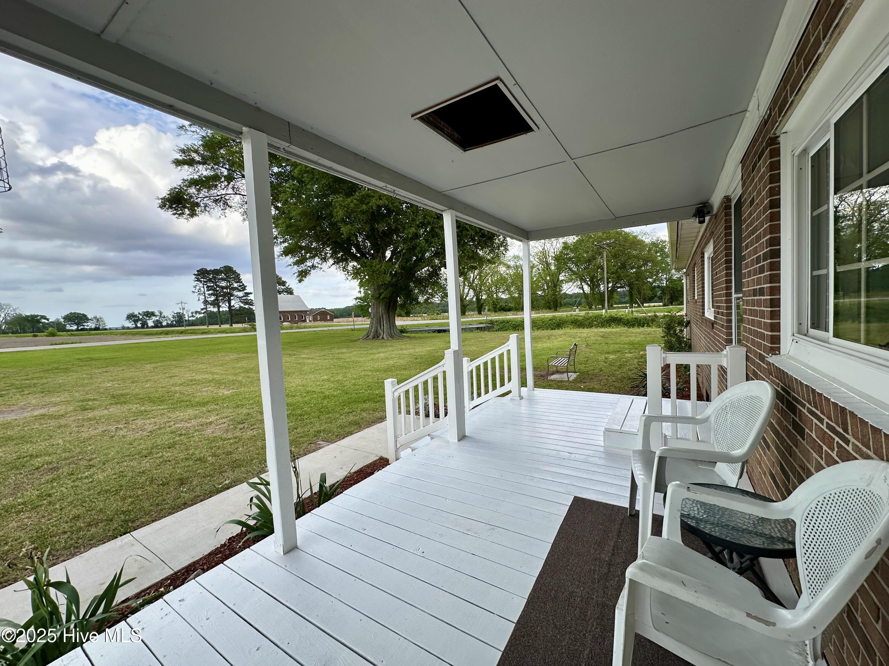 7392 Nc Highway 99 Property Photo 2