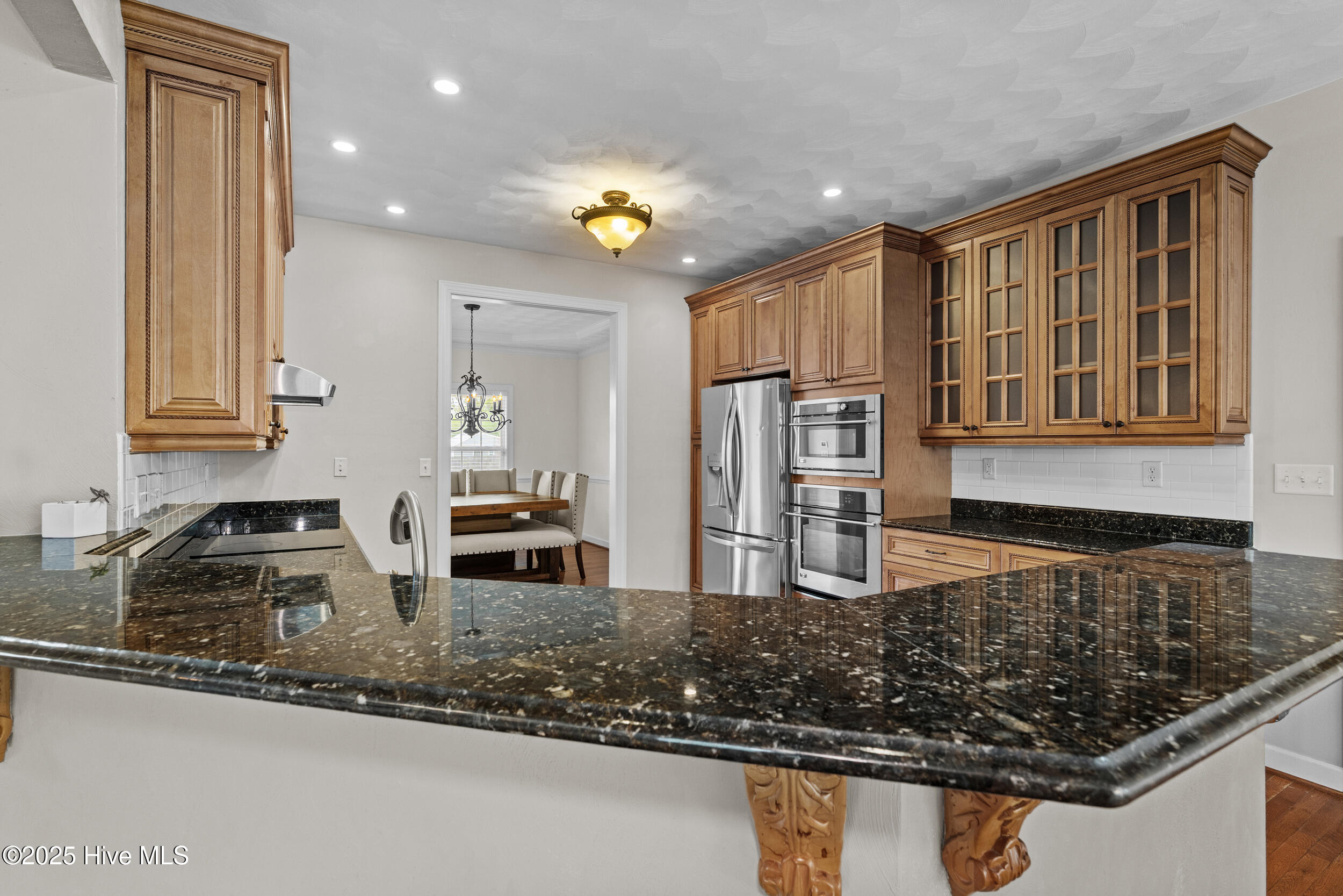 104 Creekside Drive Property Photo 8